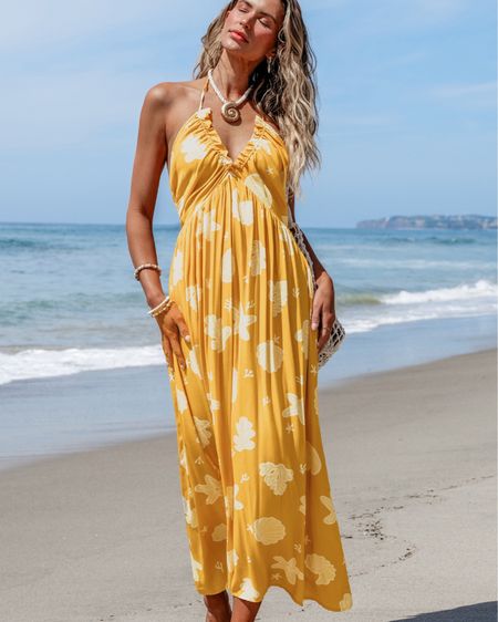 gorgeous yellow dress 💛💛💛

spring dress, summer dress, spring outfit, summer outfit 

#LTKswim #LTKSeasonal #LTKtravel