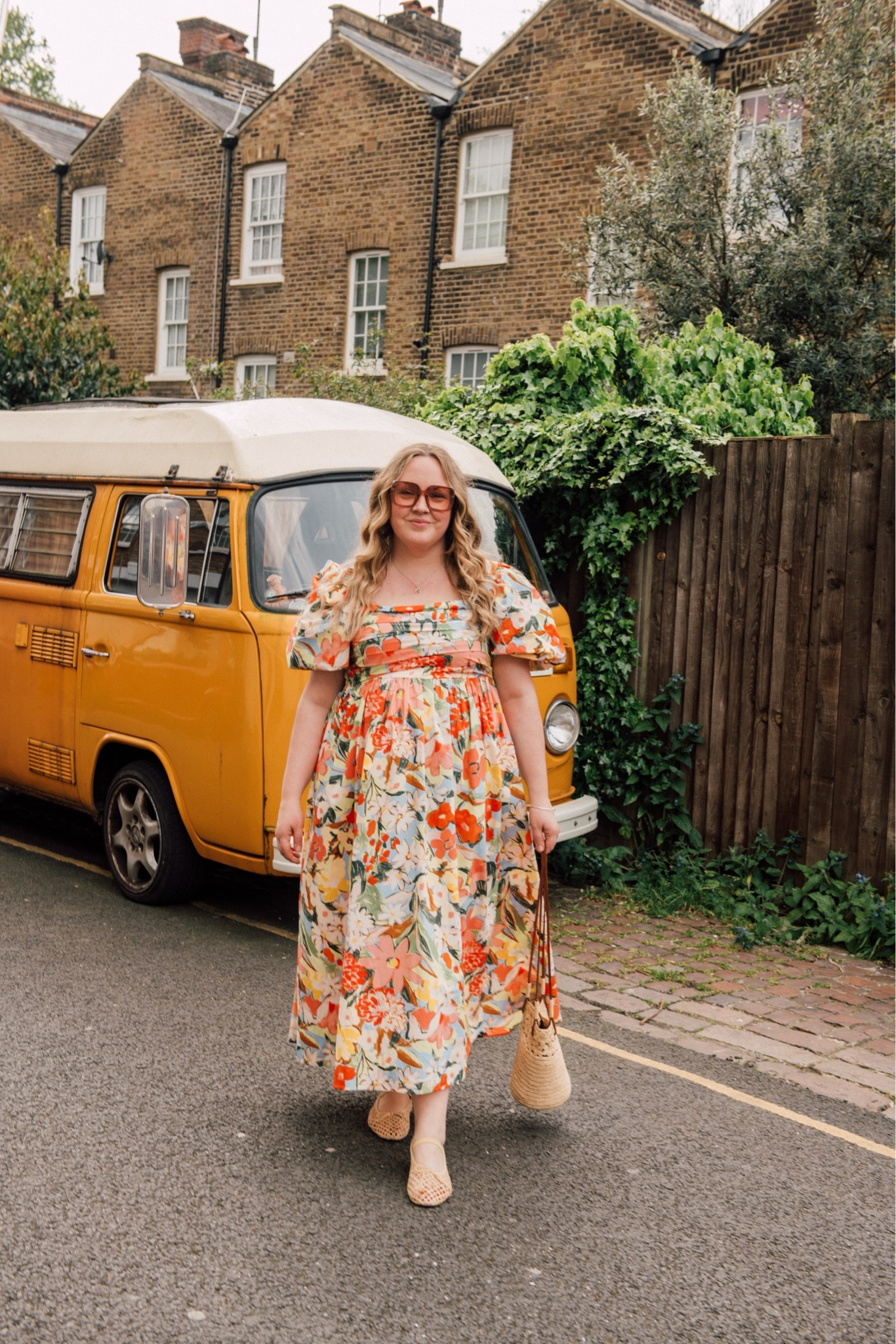 70s Floral Dress 🌸

Midsize, wedding guest ideas, size 18 style, spring dresses, floral midi dress, summer dress, cotton floral dress, midsize style, nobody’s child 

#LTKwedding #LTKeurope #LTKmidsize