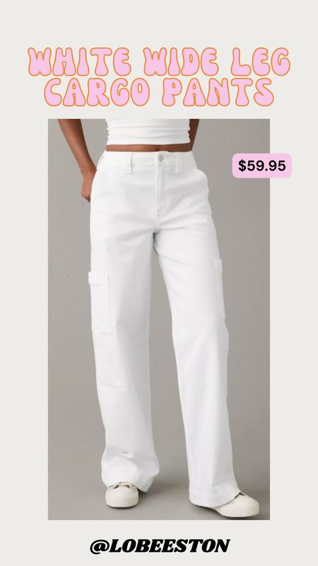 White wide leg cargo pants! Love these cute cargos from AE!

Cargo pants, everyday fashion, American Eagle, white cargos  