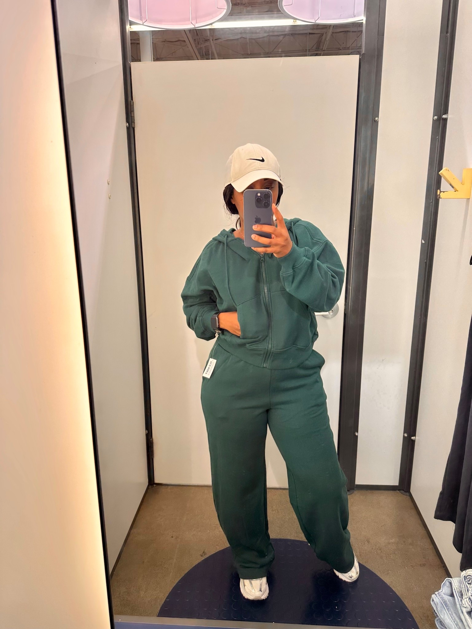 Green full zip hoodie and wide leg sweatpants from Old Navyy

#LTKActive #LTKFindsUnder50 #LTKSaleAlert