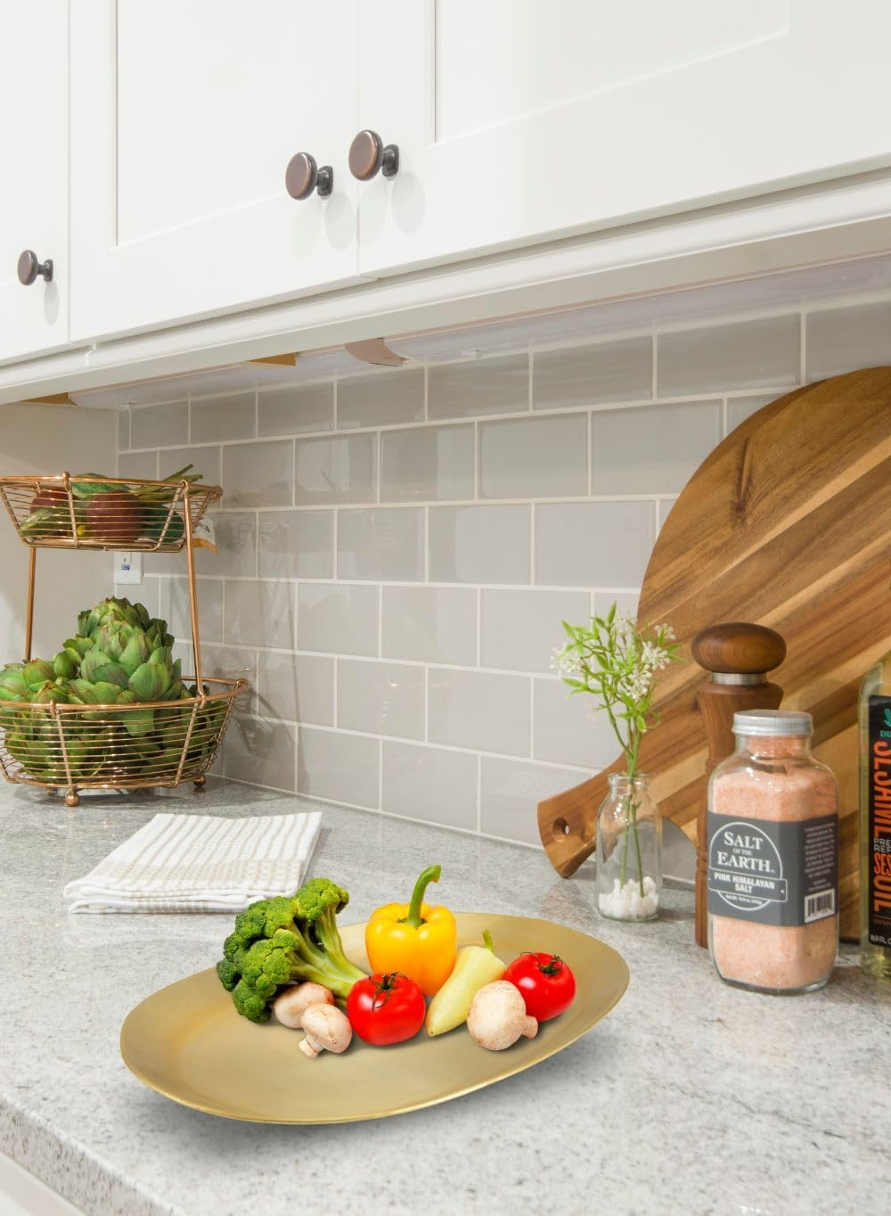 Serene Spaces Living Oval Brass Look Aluminum Tray, Hammered Decorative Metal Tray Use as Holder ... | Amazon (US)