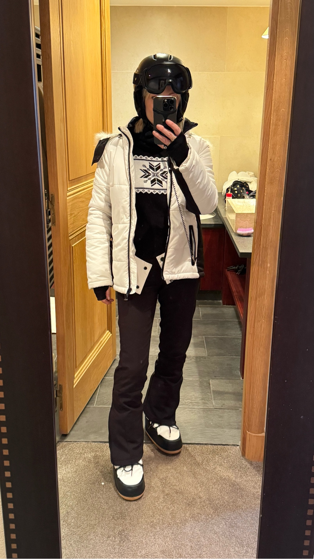 Will mostly be wearing this on repeat!! 

Found these lovely knits from a small British brand called Little Tailor. They’re now sold out on John Lewis but you can buy from Next  

Also much as I loved the Moon Boots … they are super expensive so these Superdry ones are a lot cheaper!! 

And I didn’t mention - my trusty Uniqlo thermals underneath. Was already well stocked with those! I have brought a few different ones with me all linked. 

My ski suit is about 10 years old Topshop I’m afraid. 

Ski outfit 
Apres ski 

#LTKwinter #LTKeurope #LTKuk