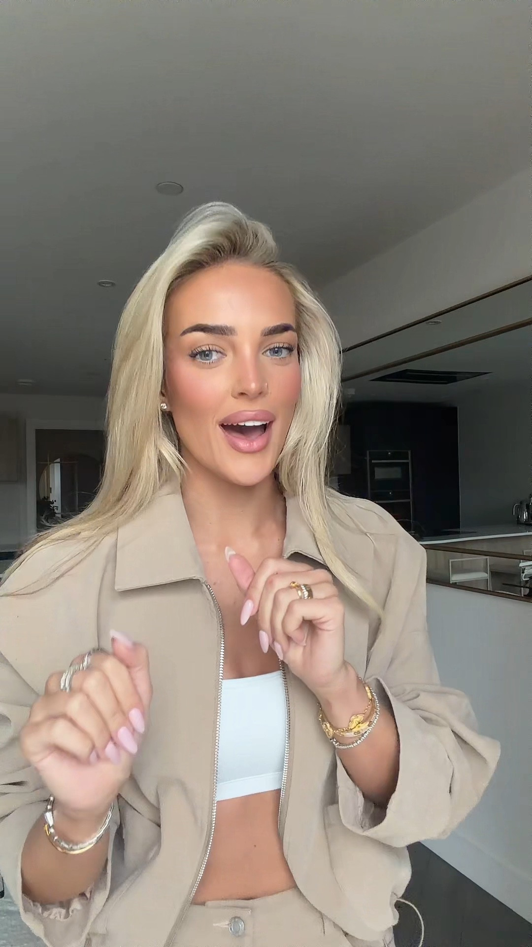 please help a girl out.. 1 or 2? 

#LTKuk #LTKeurope #LTKspring