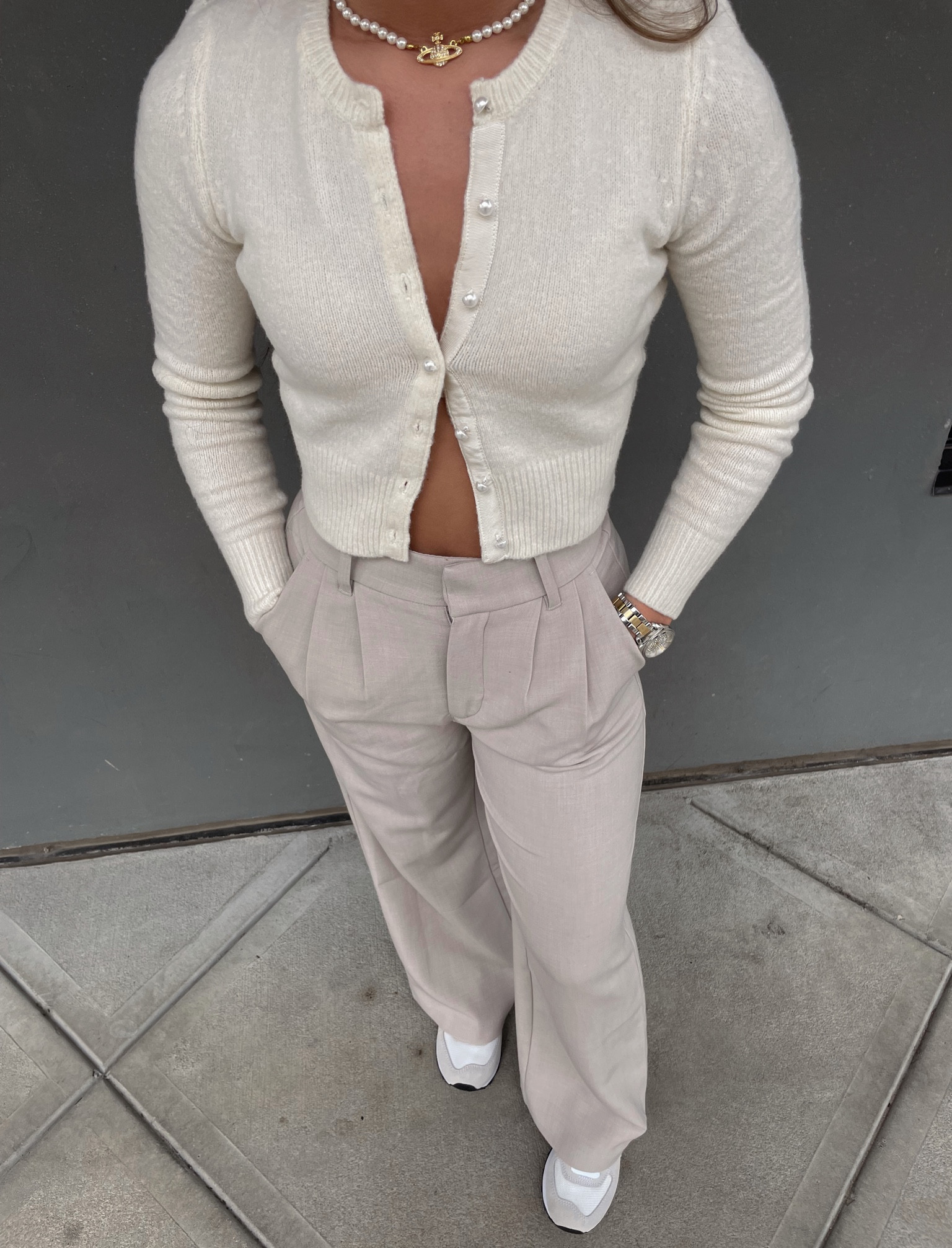 Neutral look ftw🍦☁️
Whole outfit TTS. (XXS, 24S, 6)
New Balance 574 core, Abercrombie tailored pants  

#winteroutfitinspiration #winterootd #neutraloutfit #currentlywearing #discoverunder5k #microinfluencer #pinterestinspired #poseideas #pinterestgirl#winterfashion #microinfluencermarketing #winterfashion2022 #casualfashion #streetstyle #pinterestvibes 
•
Casual winter outfit, outfit inspo, Pinterest girl, Pinterest inspired content, winter outfit, poses, cute winter fashion, winter fashion staple pieces.

#LTKSeasonal #LTKstyletip