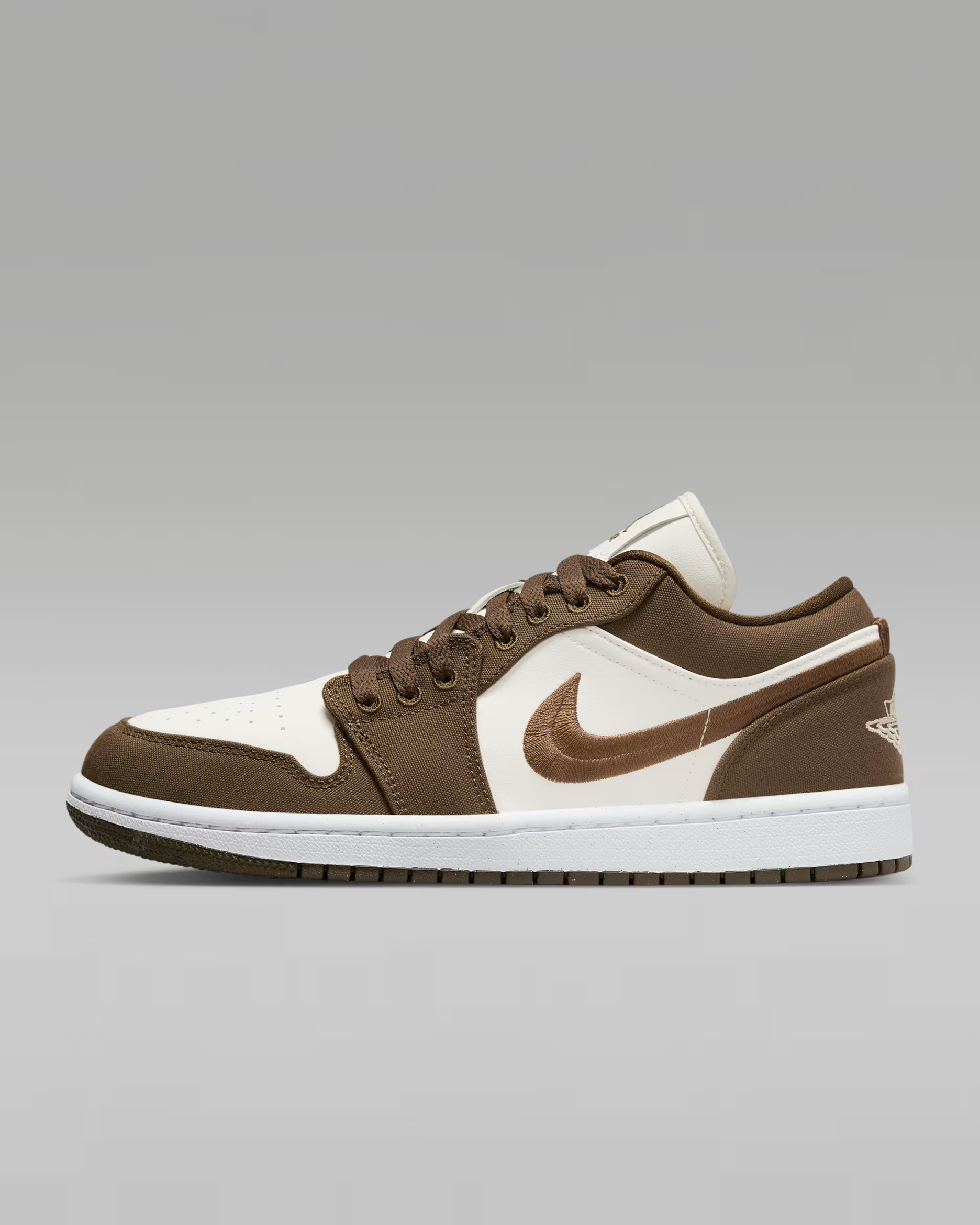 Air Jordan 1 Low SE Women's Shoes | Nike (US)