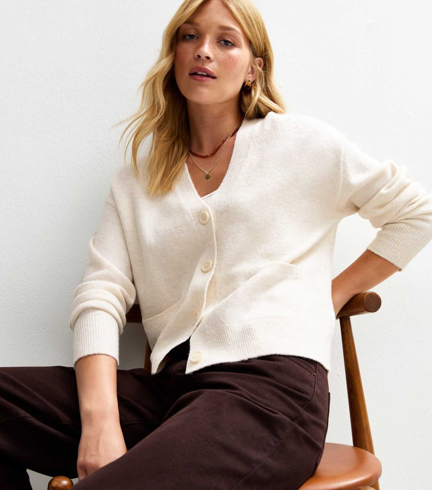 Off White Button Front Patch Pocket Cardigan | New Look | New Look (UK)