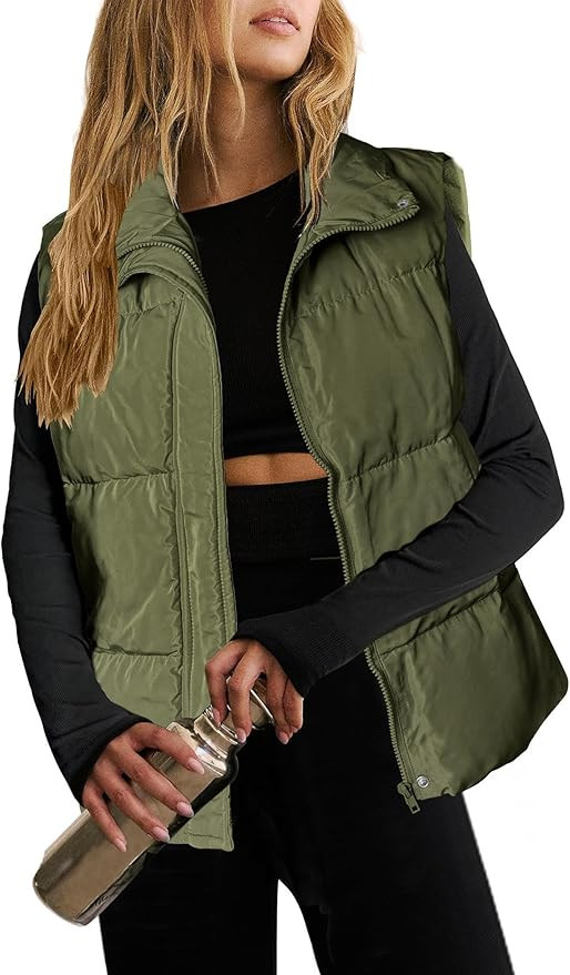Zeagoo Women Puffer Vest Lightweight Stand Collar Sleeveless Winter Warm Zip Up Padded Outerwear ... | Amazon (US)