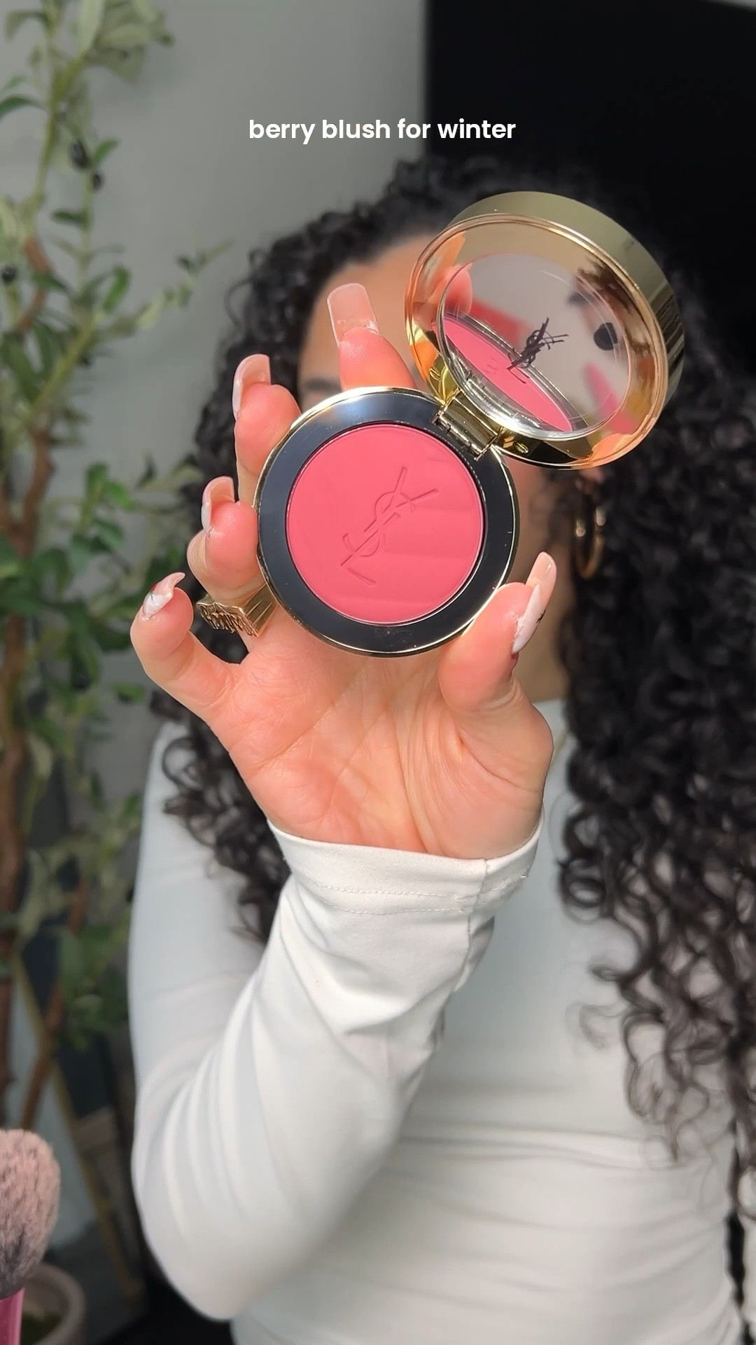 As a blush girl, the YSL Make Me Blush powder in berry bang gives me all those warm berry vibes for the winter 💕 available at Sephora 

#LTKBeauty #LTKgrwm
