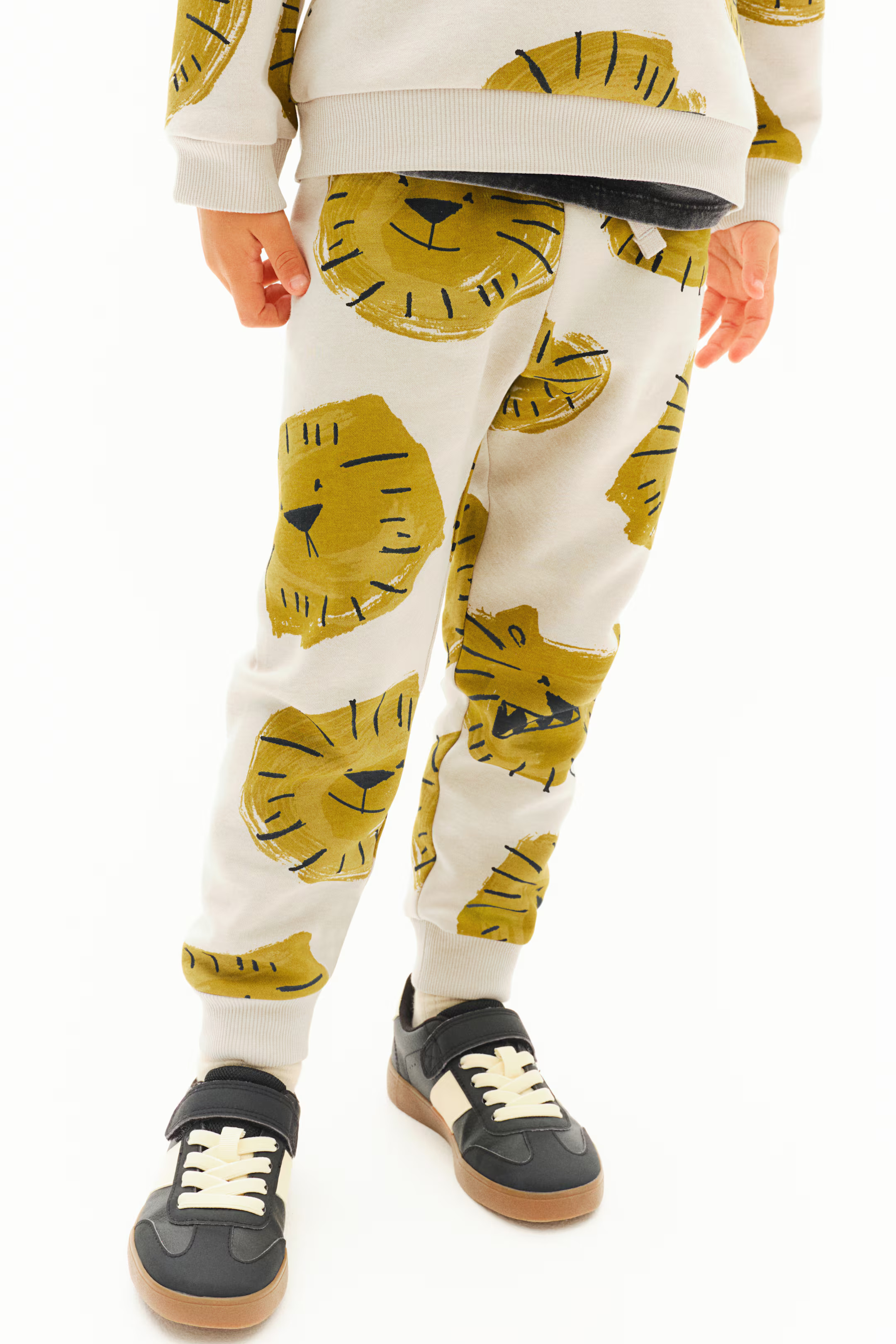 Printed Joggers - Light beige/lions - Kids | H&M US | H&M (US + CA)