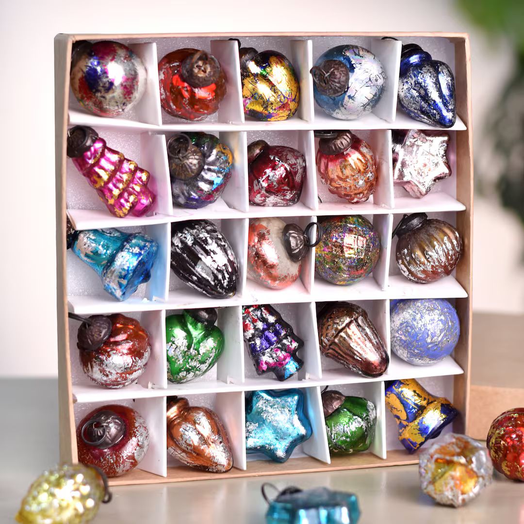 25 Antique Glass Christmas Ornaments-vintage Retro Christmas - Etsy | Etsy (US)