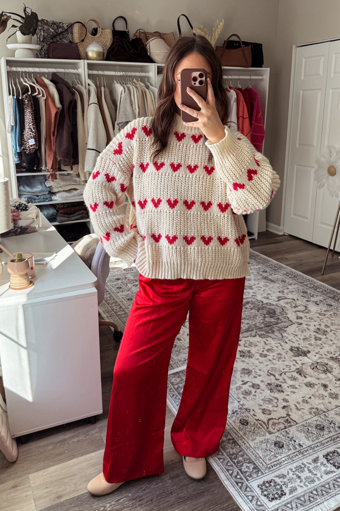 Comfy valentines outfit inspo - easy to dress up or down!