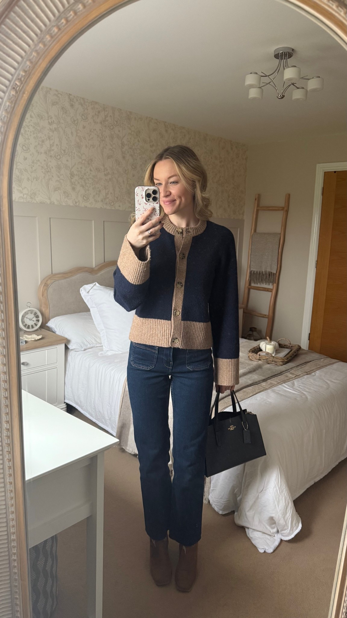 Bag: Coach
Shoes: Primark