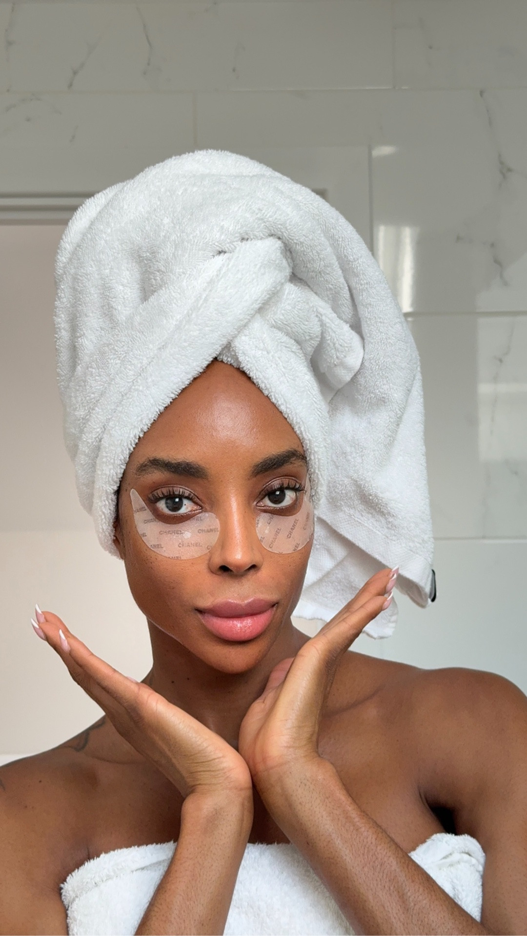 The one step I never skip when I'm travelling.

Six months with Chanel Le Lift Crème Yeux and the difference is in the everyday details the eye area stays hydrated across the whole day, and makeup goes on over it with so much more ease. The Le Lift Flash Eye Revitalizer patches are my reset for tired mornings.

Sometimes luxury is just taking a few quiet minutes to look after yourself. 🤍

#LTKtravel #LTKbeauty #LTKluxury