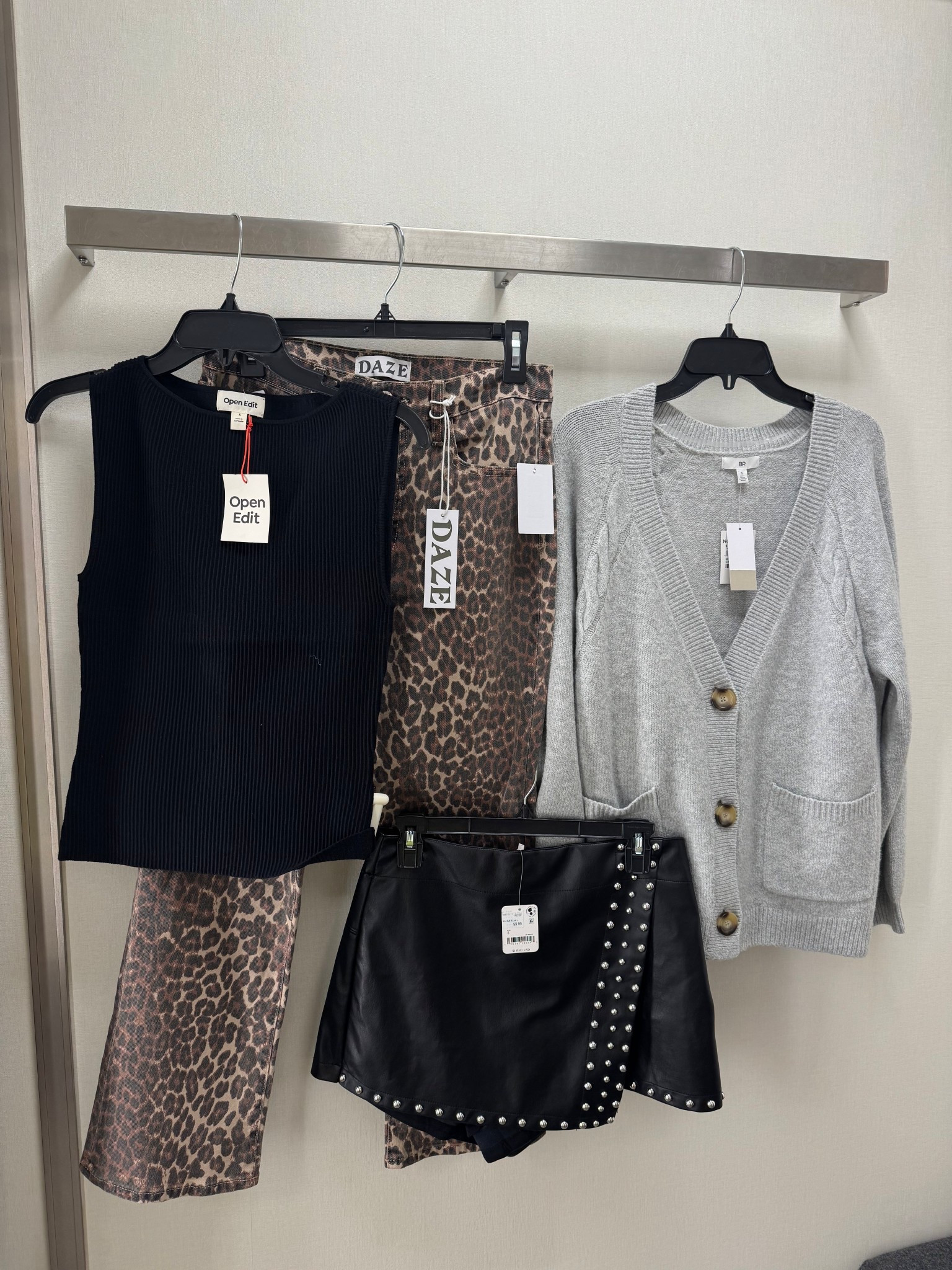 today’s nsale items I tried on! 

nordstrom sale, on sale, nsale, try on 

#LTKFindsUnder100 #LTKSaleAlert #LTKFindsUnder50