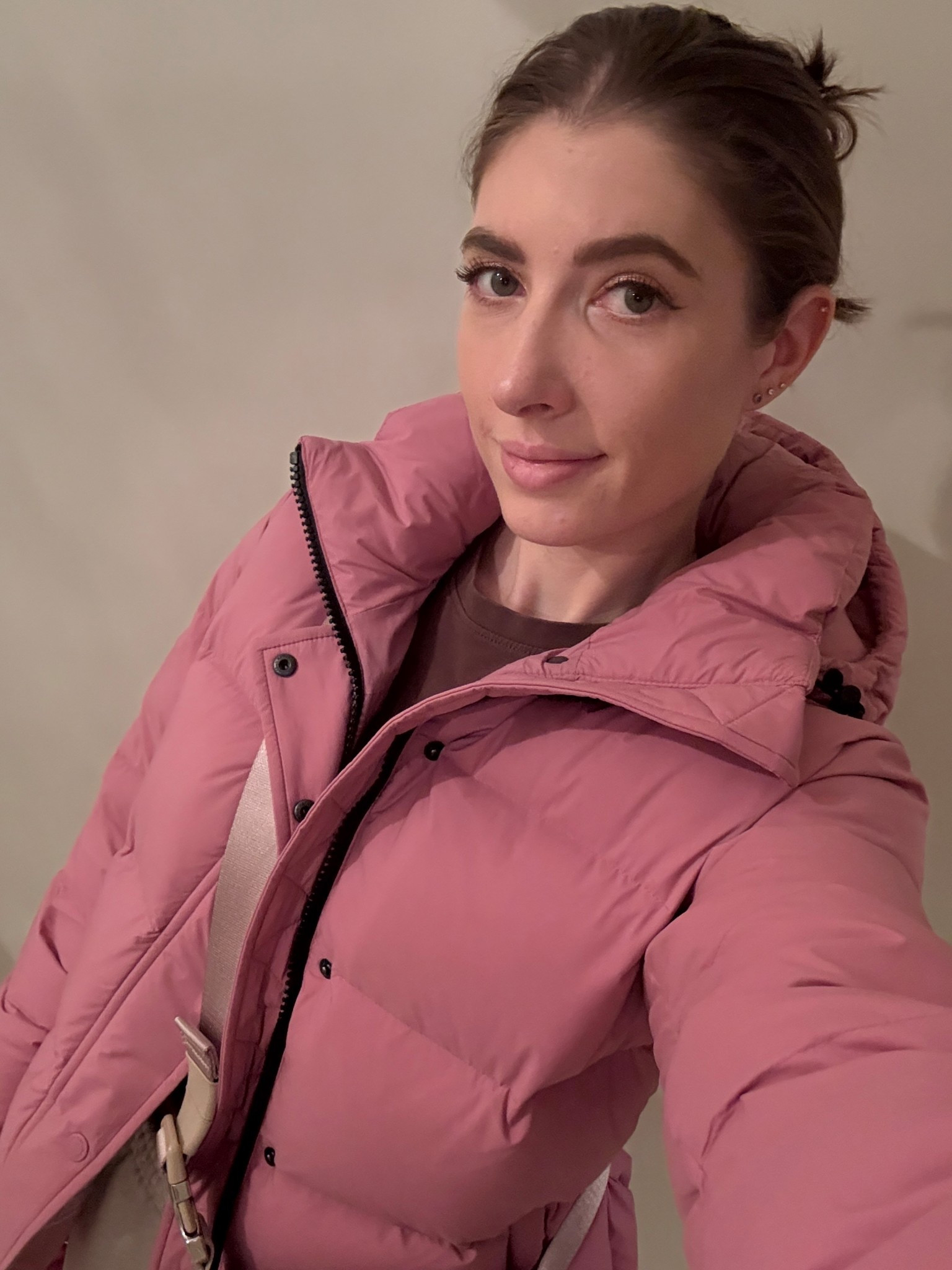The chokehold these jackets have on me, and they’re on sale! 
I’m wearing size XS in the shade ‘Frozen Berry’. They fit true to size. 

Aritzia, aritzia super puff, winter jacket, puffer jacket, women’s jacket, winter coat, athleisure outfit, casual outfit, winter outfit, women’s winter jacket, winter must haves, Valentine’s Day gift ideas for her 



#LTKootd #LTKmomlife #LTKSaleAlert