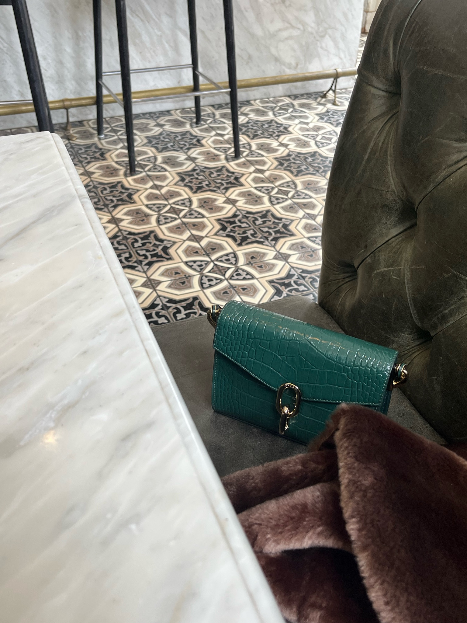 the perfect lunch date👛

#LTKunder100 #LTKFind #LTKitbag
