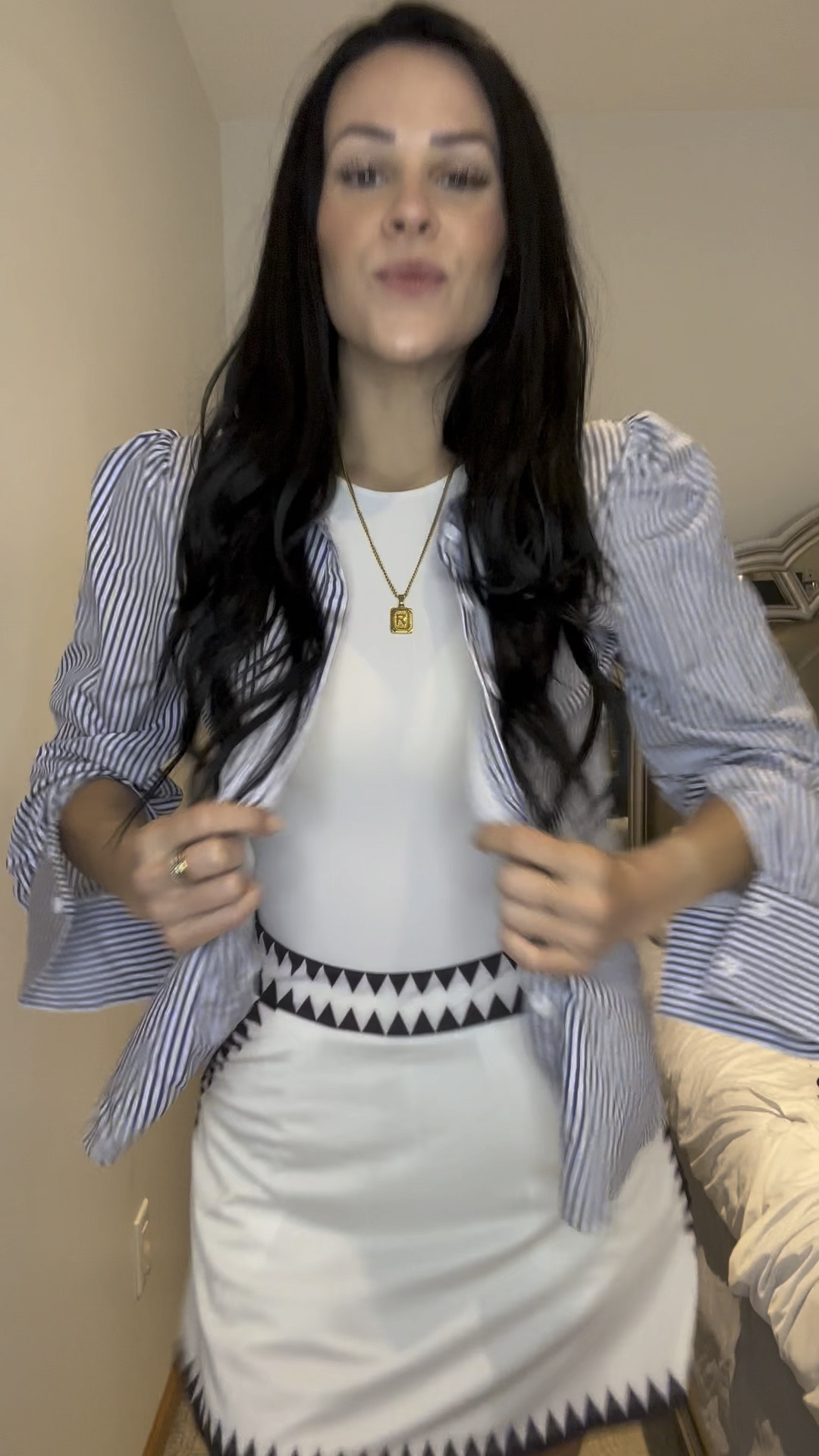 Zeagoo Womens Shirts Button Down Printed Lantern Long Sleeve Blouse Fashion Casual Tops 2024
