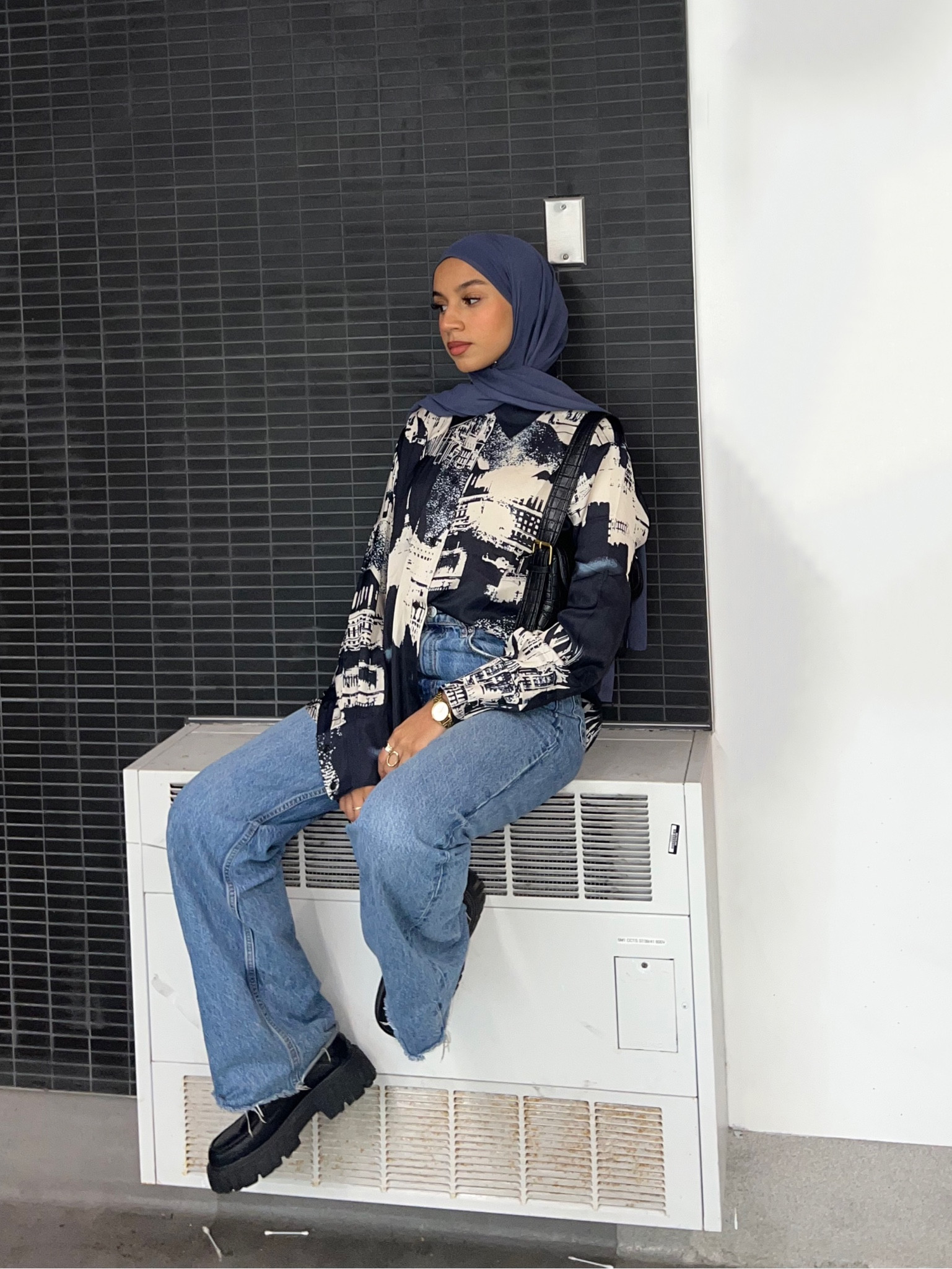 fashion #hijabi #hijabfashion #hijab #hijabstyle #instagram #instagood #style #explore #follow #model #photooftheday #muslimah #hijabers #hijabinspiration #ootd #photography #beauty #outfit #explorepage #fashionblogger #followme #instafashion #blogger #modestfashion #hijabootd #muslimahfashion #ootdhijab 