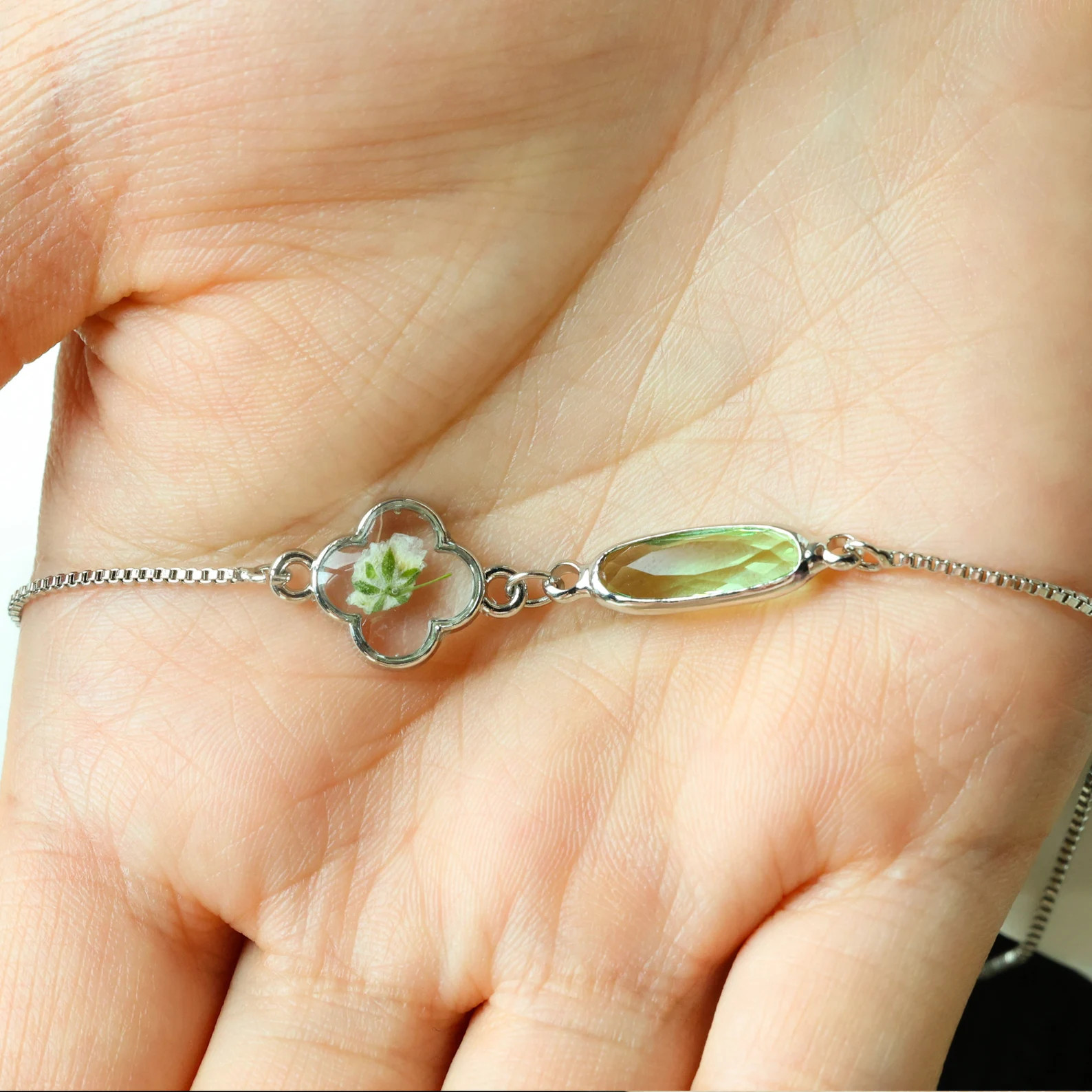 Custom Baby's Breath Flower with Birthstone Bracelet, Personalized Name Gift for Mom, First Time ... | Etsy (US)