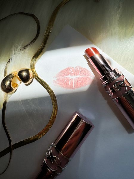 YSL lipstick 
Lip oil 
Shine 

#LTKSeasonal #LTKFindsUnder50 #LTKBeauty