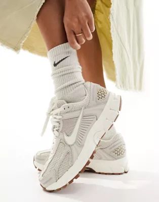 Nike Zoom Vomero 5 sneakers in off white | ASOS (Global)