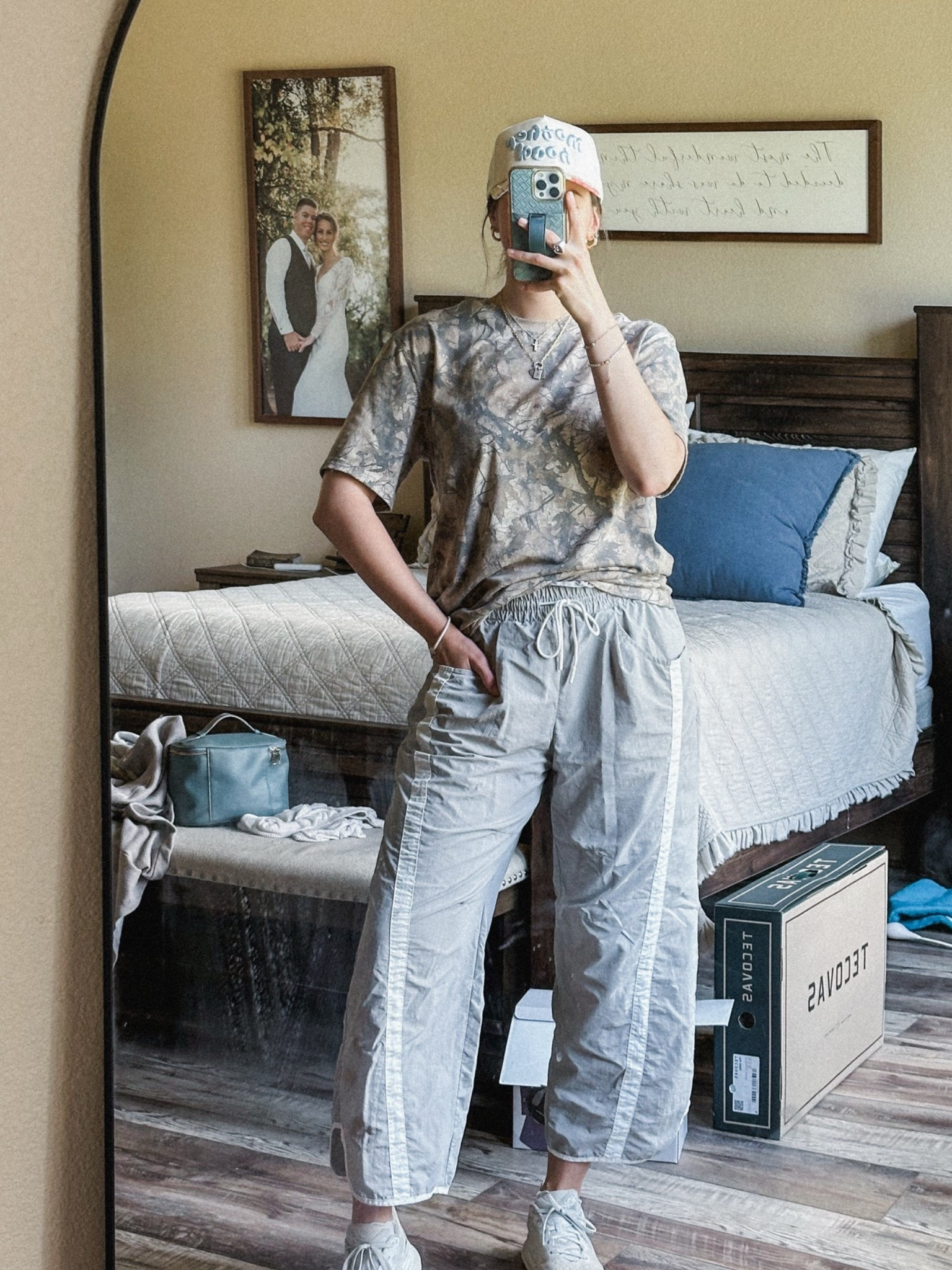 These pants are a fav!! In my true size Medium🩶

#LTKootd #LTKmomlife #LTKTall