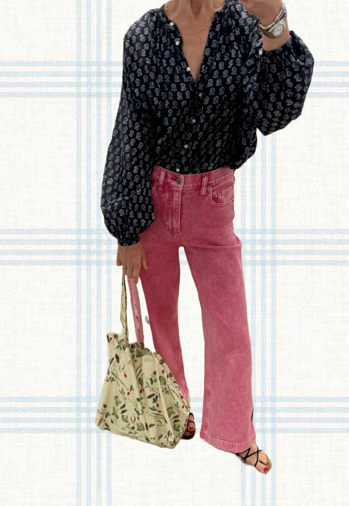 Sale alert on these pants have in luck and white! TYS high rise wide leg and crazy comfy

#LTKSaleAlert #LTKStyleTip