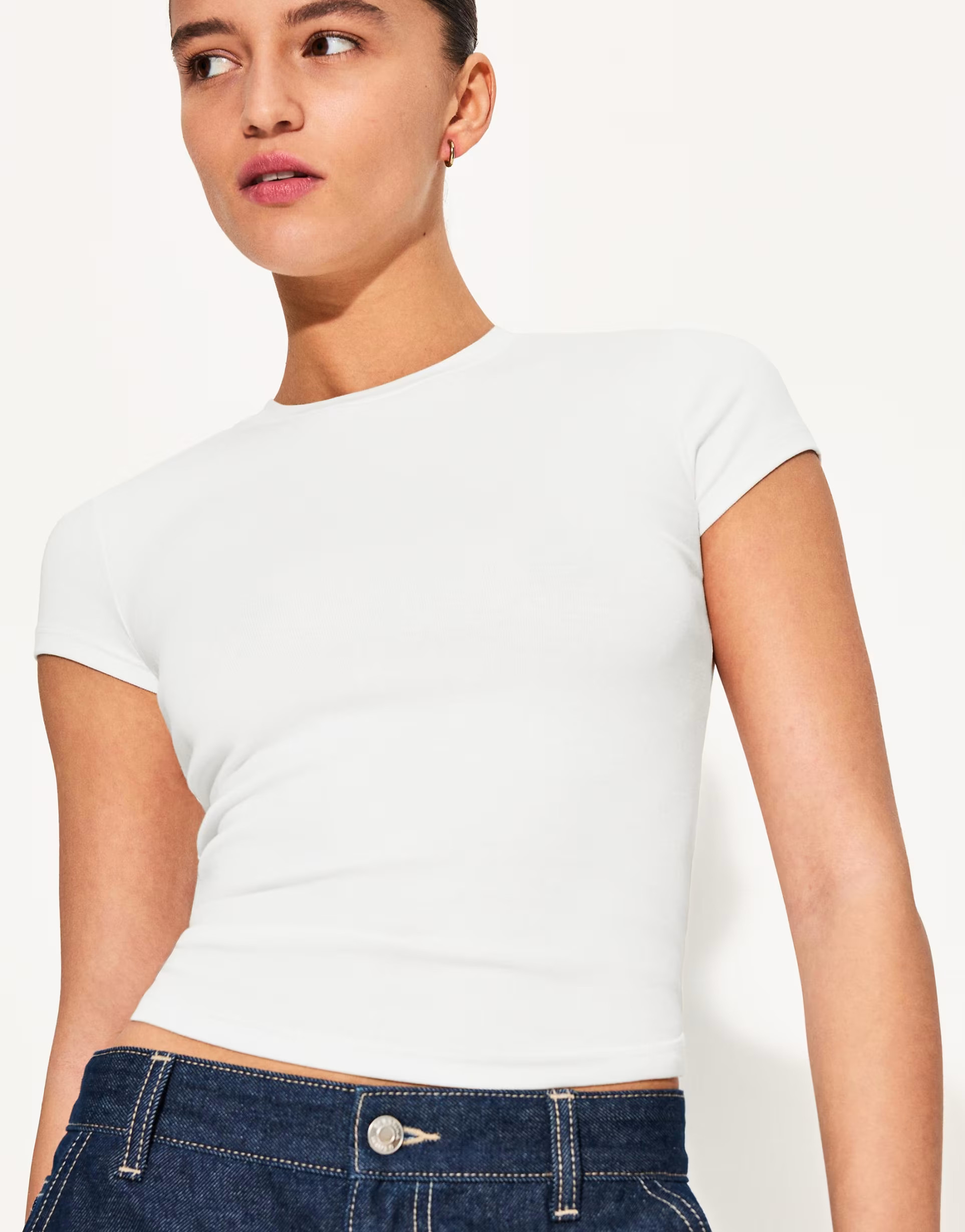 Bershka short sleeve crew neck t-shirt in white | ASOS (Global)