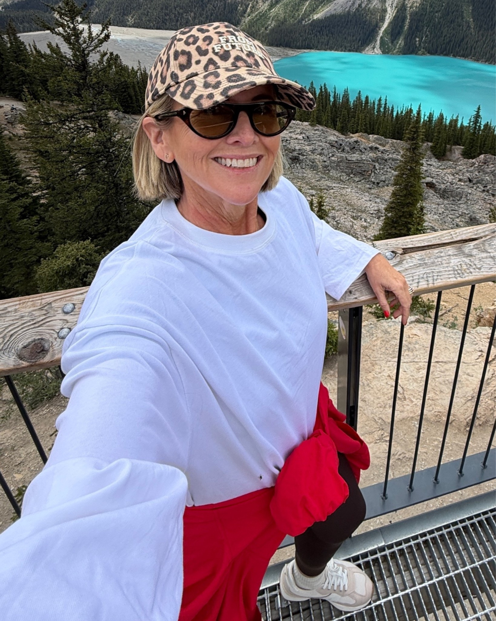 SIZING DETAILS 

Top: size S
Leggings: AU14

#LTKaustralia #LTKover50style #LTKtravel