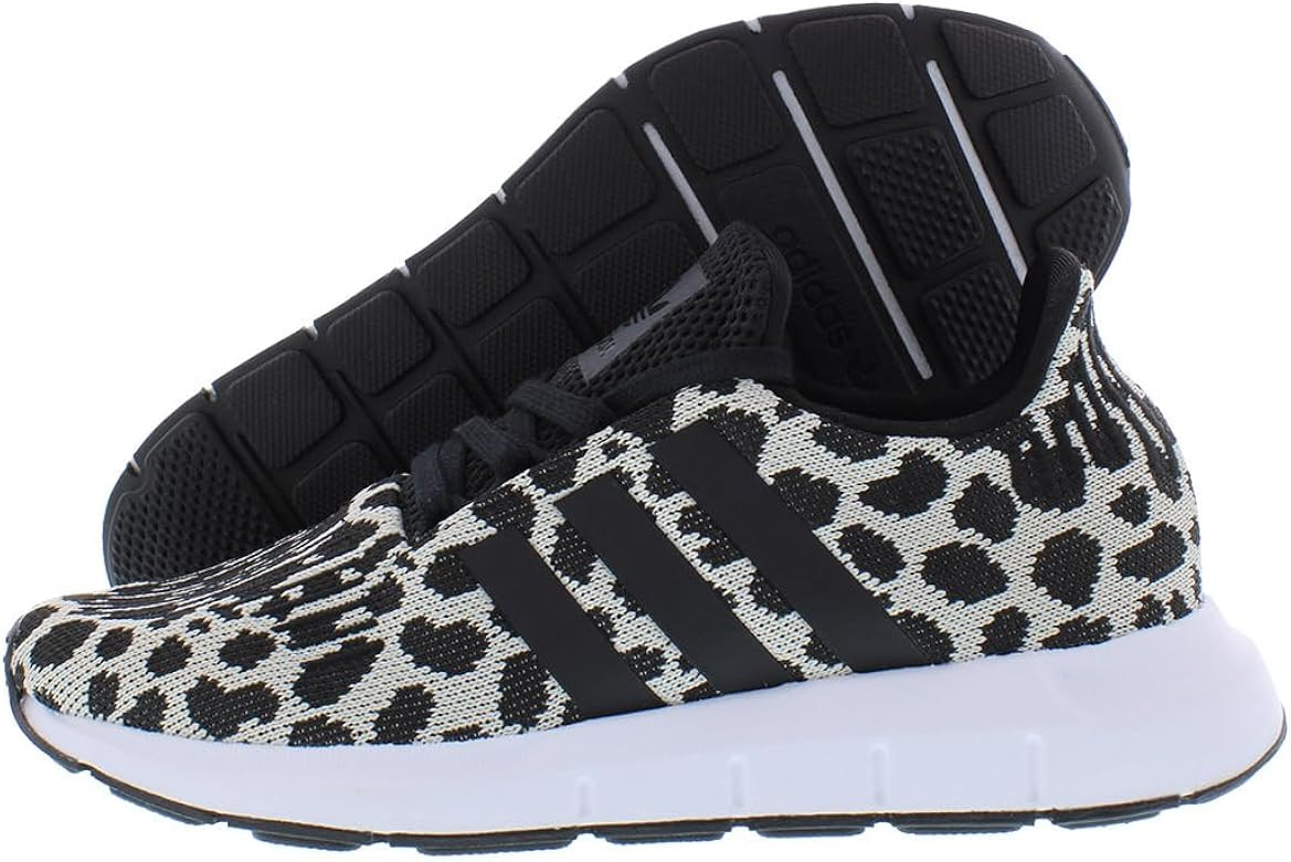 adidas Women's Swift Run Shoes | Amazon (US)
