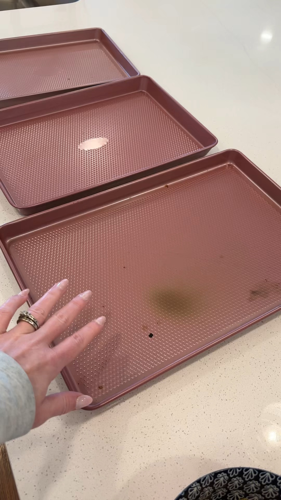 Set of 3 nonstick baking sheets 👩‍🍳 

#LTKFindsUnder50 #LTKHome