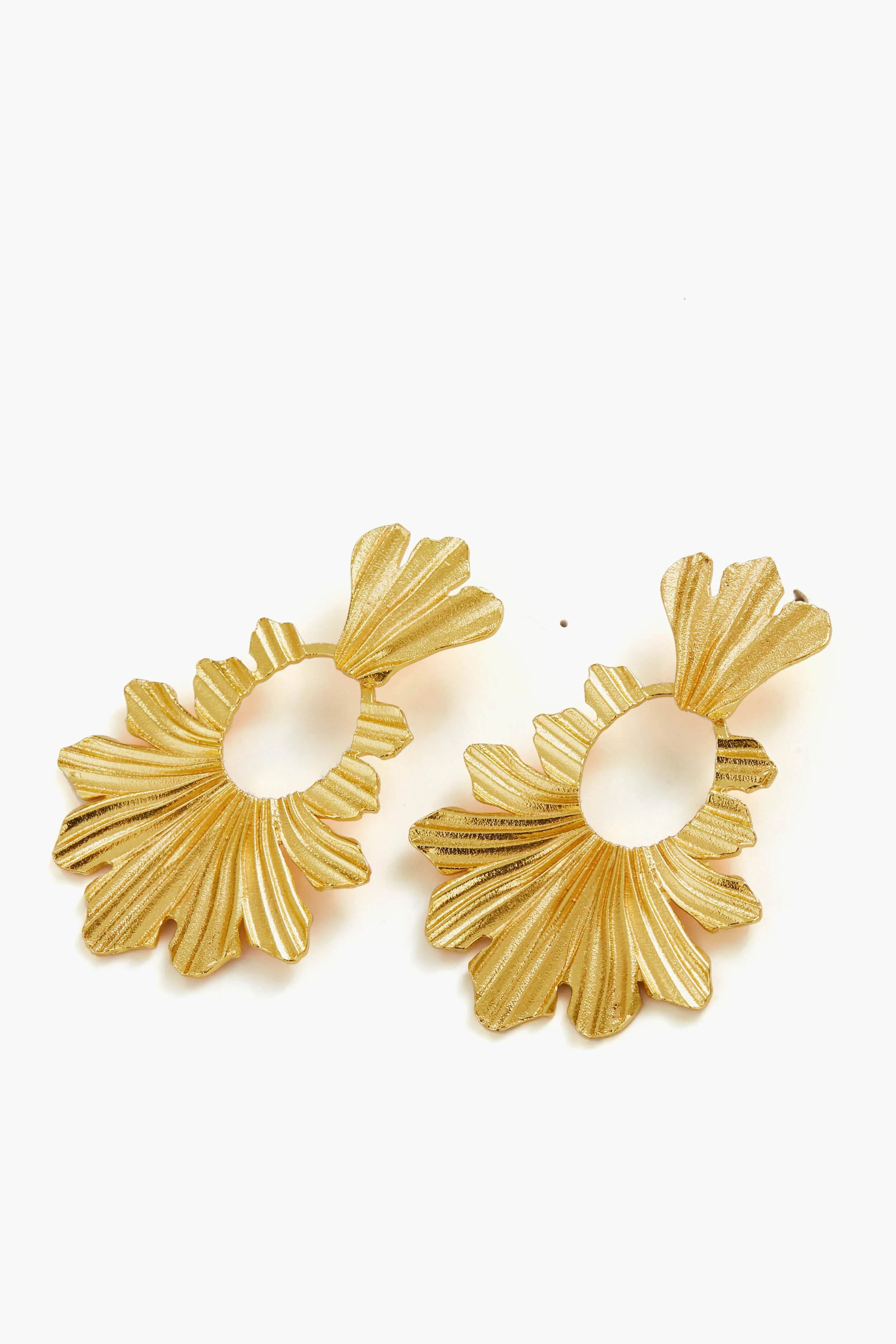 Gold Fleur Earrings | Tuckernuck (US)