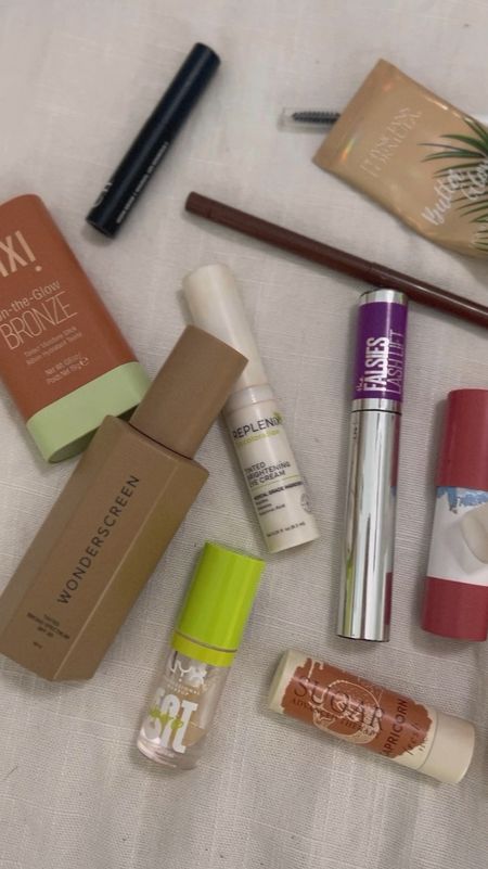 SUMMER MAKEUP BAG! These are all the items I wear every day in the summer: my holy grails for dewy, sunkissed skin. 

#LTKSeasonal #LTKFindsUnder100 #LTKBeauty