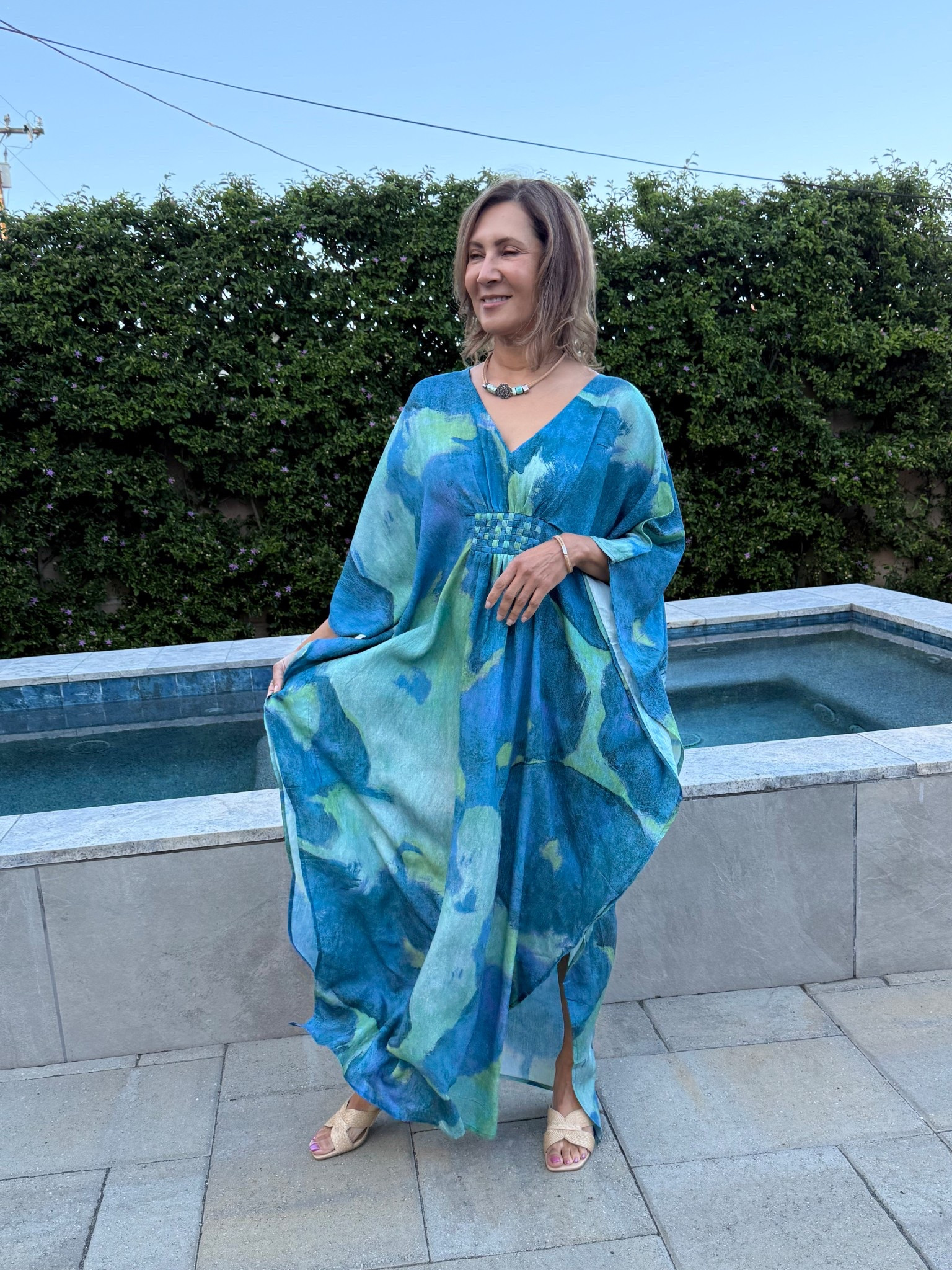 It’s Kaftan season! This beautiful lightweight dress is gorgeous as a poolside camera or for entertaining friends for drinks and charcuterie. I’m wearing size S for reference and I am 5 foot three and about 115 pounds.
#LTK Travel

#LTKSeasonal #LTKOver40 #LTKSaleAlert