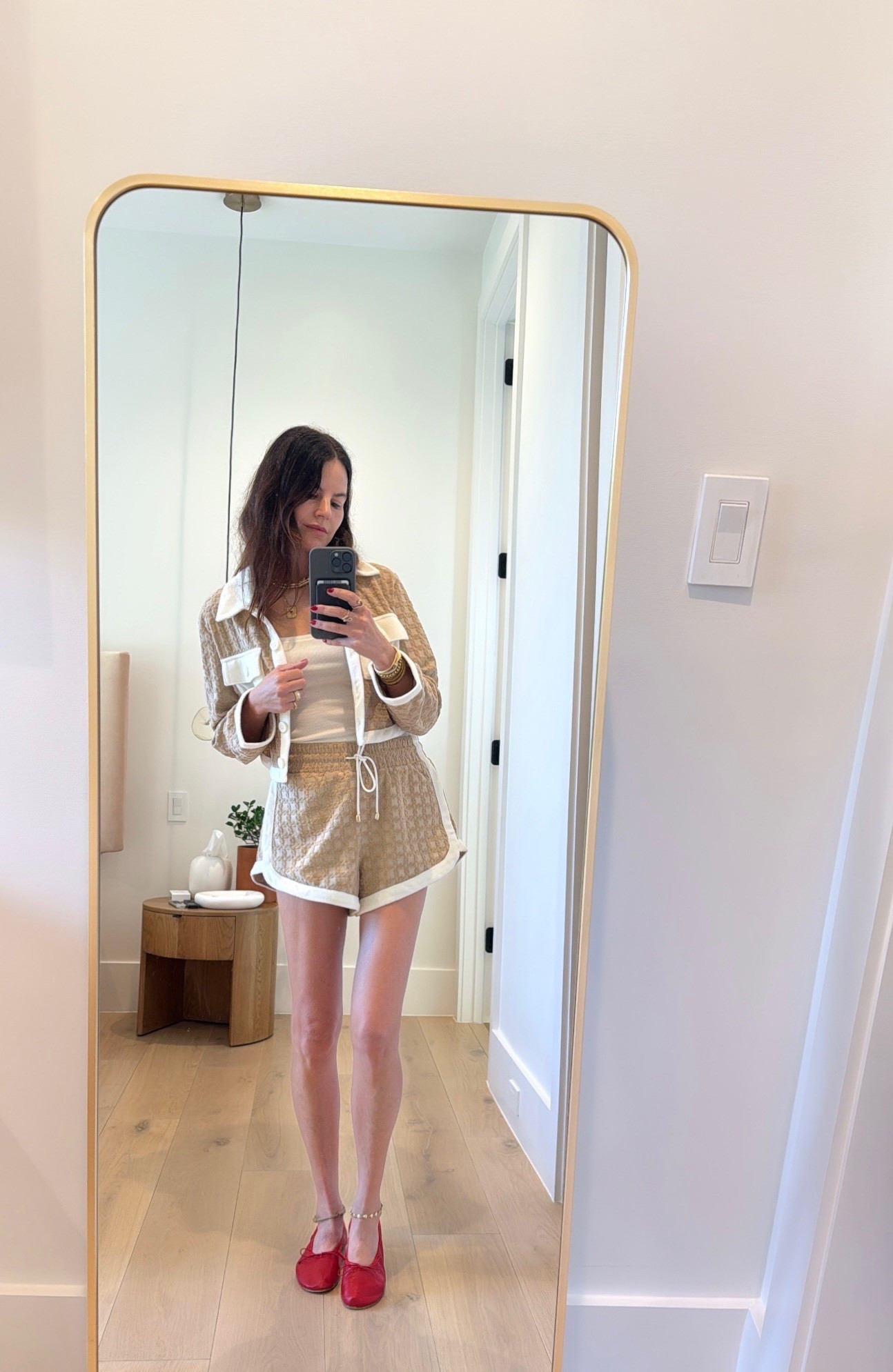 Comfy fall outfit

Women’s fashion, summer fashion, fall fashion, summer style, fall style, summer outfits, fall outfits, summer outfit inspo, fall outfit inspo, trendy fashion, chic style, Miami fashion, mom style 


#LTKSeasonal #LTKOver40 #LTKStyleTip