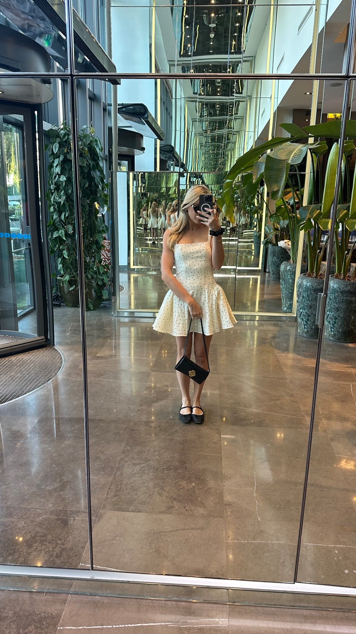 Polka dot dress in Paris! Comes in two colors!

#LTKdayinmylife #LTKSeasonal #LTKootd