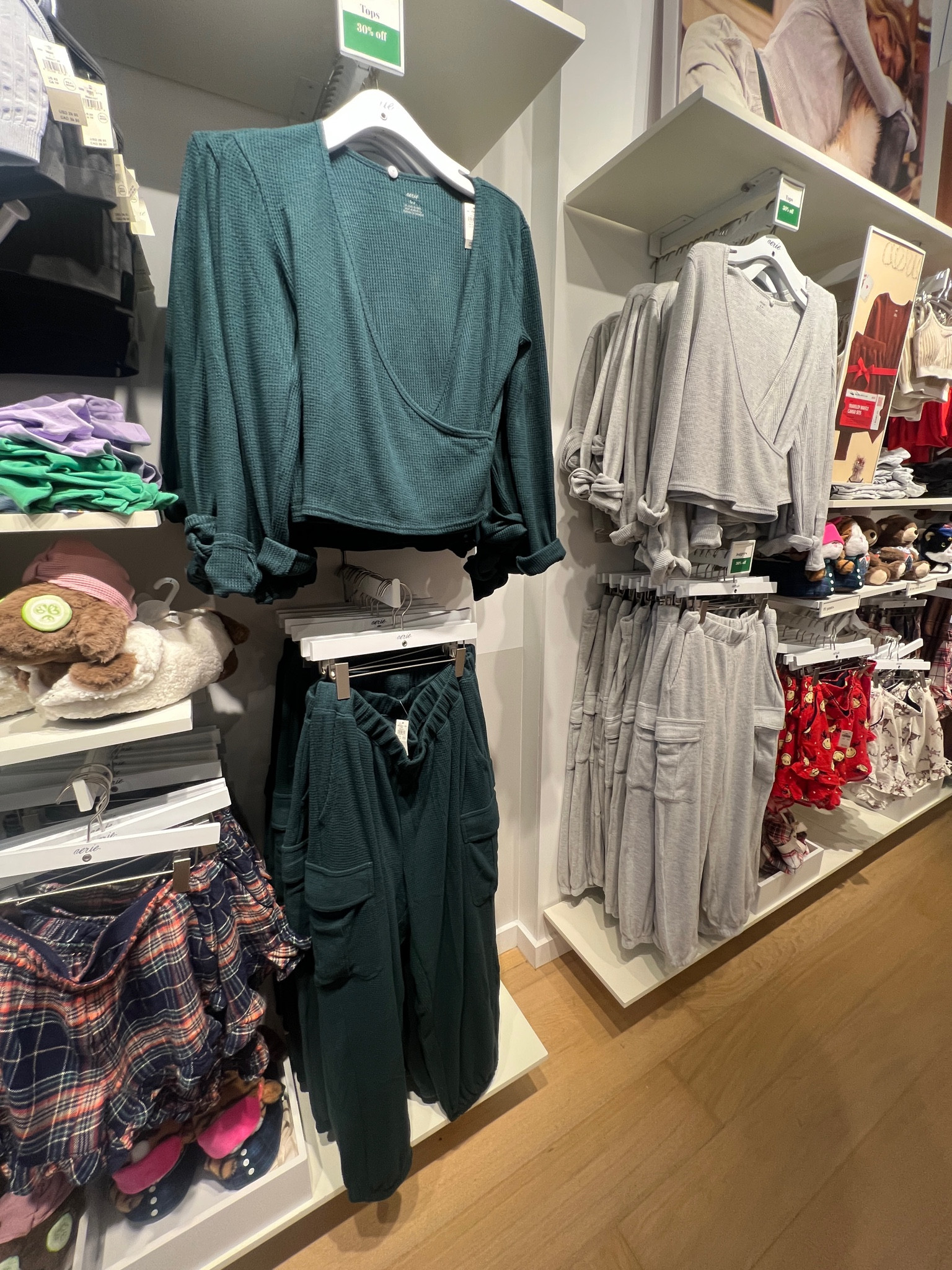 Another really cute set from Aerie! Bought a Medium in the bottoms and Small in the top 

#LTKfindsunder50 #LTKHoliday #LTKCyberWeek