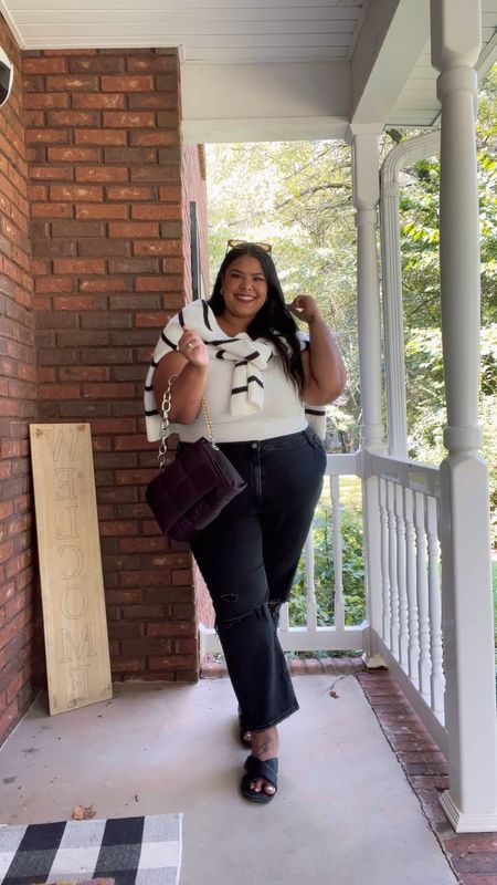 Fall transitional look 🖤🤍 I love mixing and matching black and white for a timeless look! Also these Abercrombie jeans are quickly becoming a favorite of mine! #abercrombiedenim #size20 #plussizefashion #fallfashion2023 

#LTKunder50 #LTKcurves #LTKstyletip
