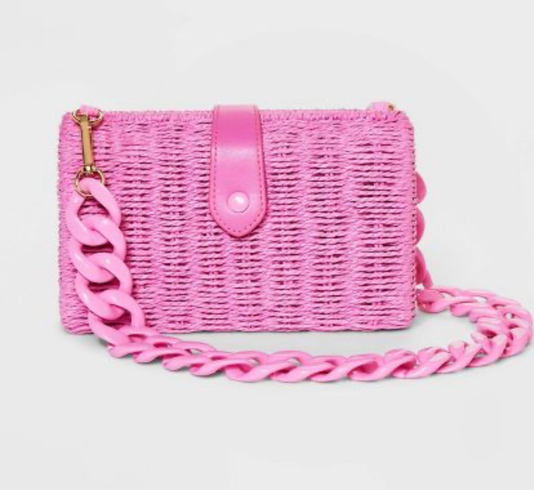 The perfect Barbie pink purse! It is absolutely adorable and comes with a chain strap and a crossbody. 

#LTKstyletip #LTKunder50
