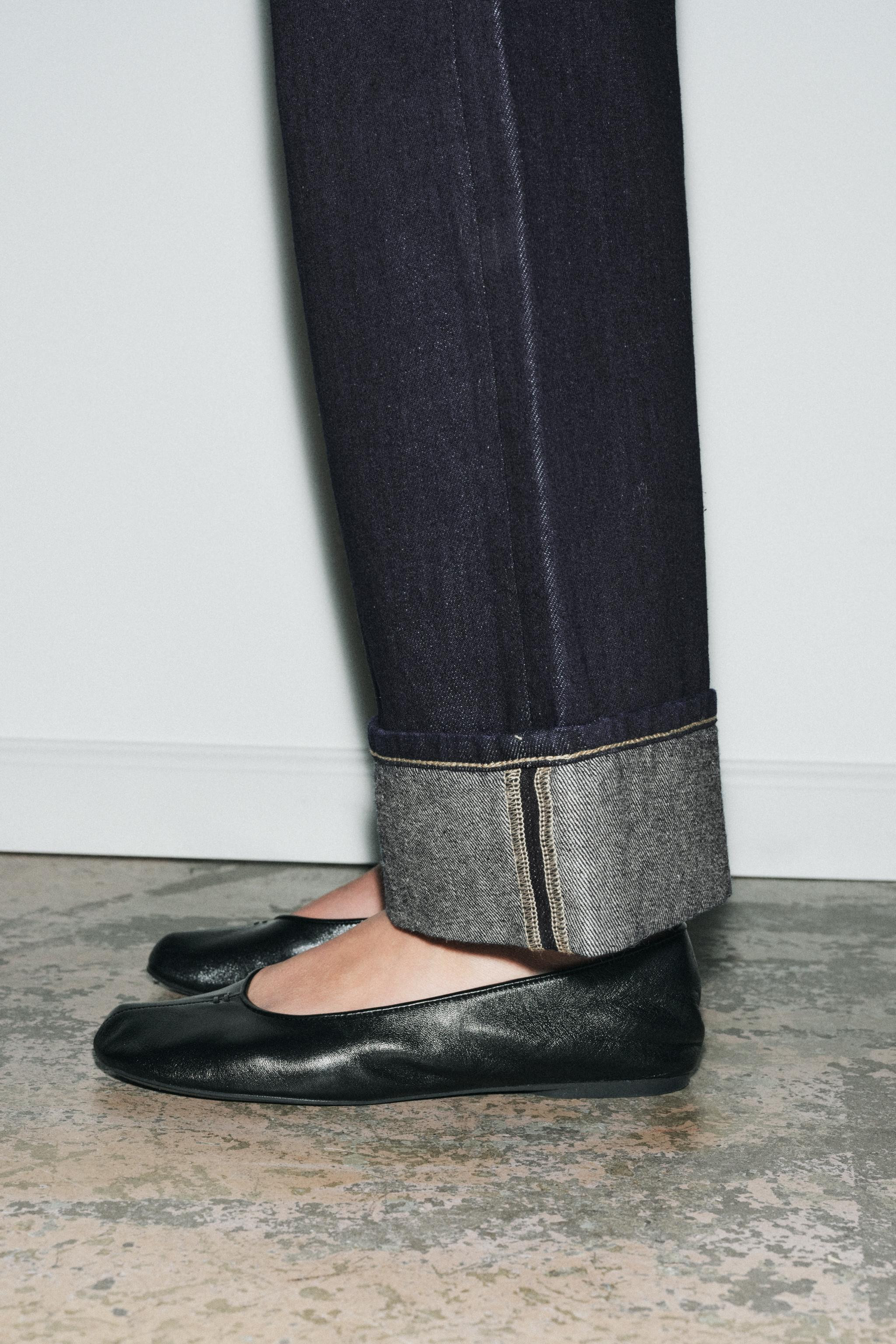 ZW COLLECTION MID-RISE BAGGY JEANS | Zara US