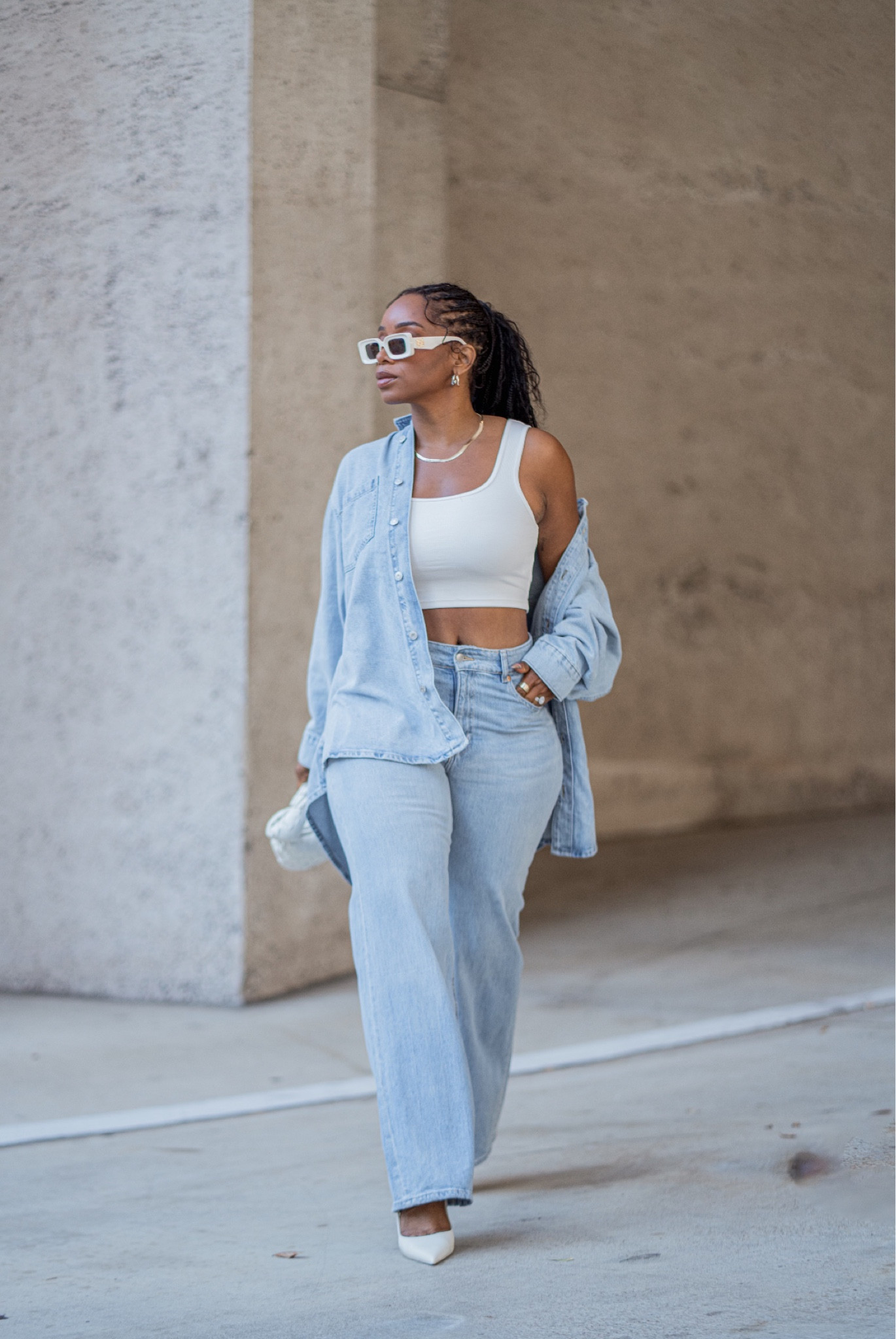 H&M spring outfit!

Denim button up, crop tank top, wide leg jeans, casual outfit 

#LTKfindsunder50 #LTKSeasonal #LTKstyletip