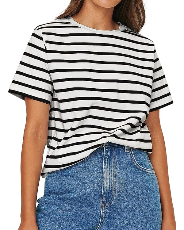 LilyCoco Women's Striped T Shirts Crew Neck Short Sleeve Tops Basic Summer Tees | Amazon (US)