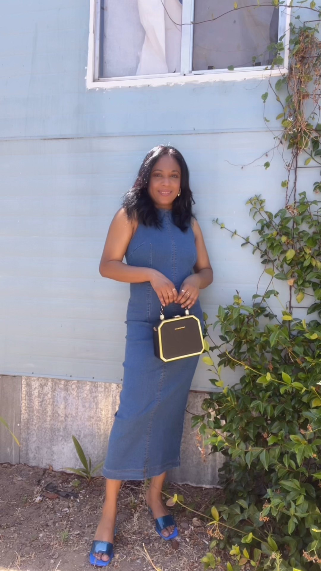 Denim Dress Hues 💙💙

Shop this whole look on my insta and ltk 

#LTKSaleAlert #LTKPetite #LTKStyleTip