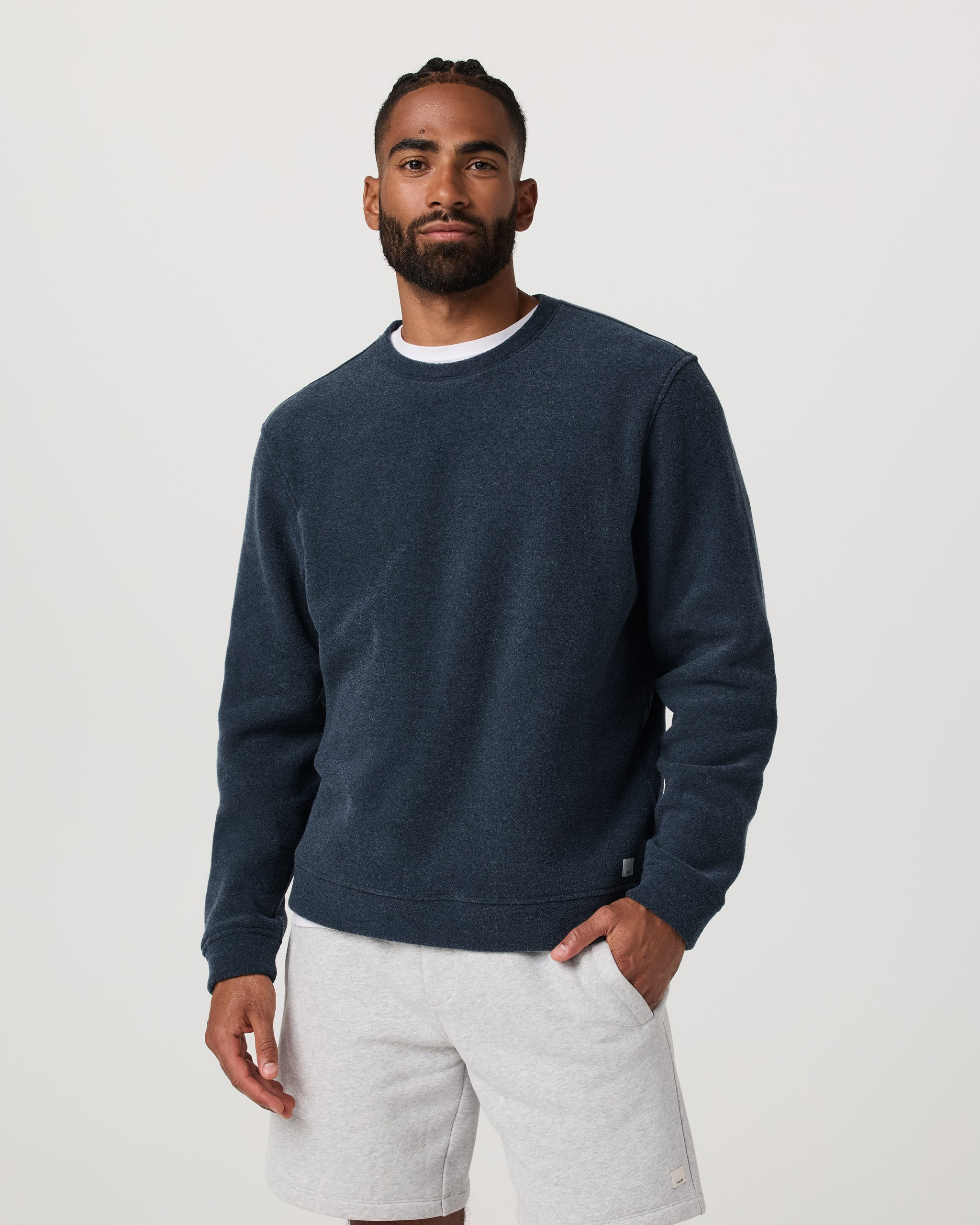 Beach Fleece Crew – Men's Ink Heather Crewneck – Vuori | Vuori Clothing (US & Canada)