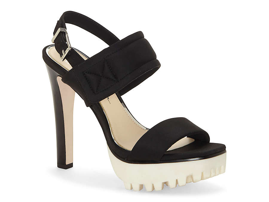 Sarey Platform Sandal | DSW