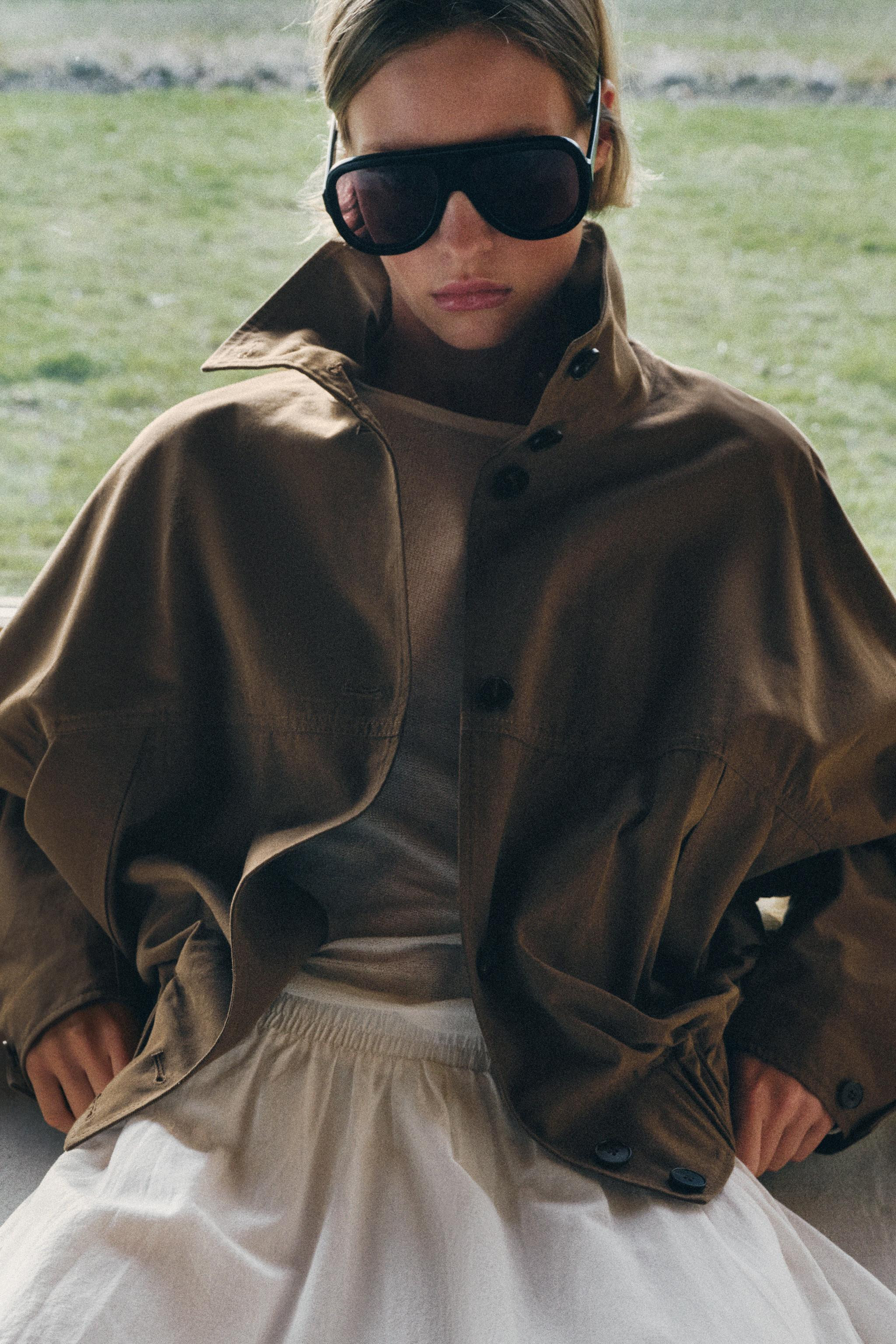 HIGH COLLAR JACKET WITH ELASTIC HEM | Zara US