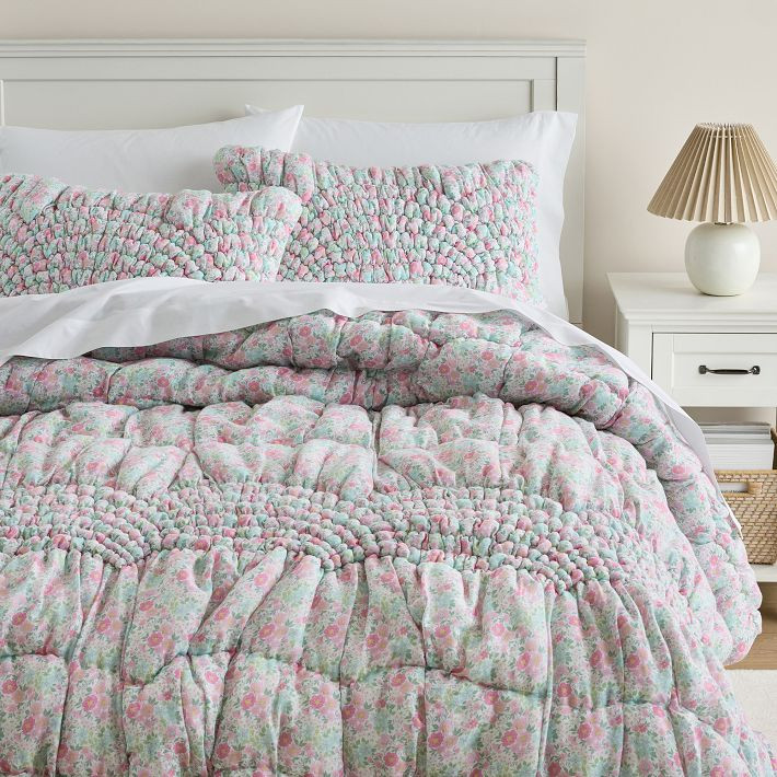Floral Bloom Cream Puff Quilt | Pottery Barn Teen