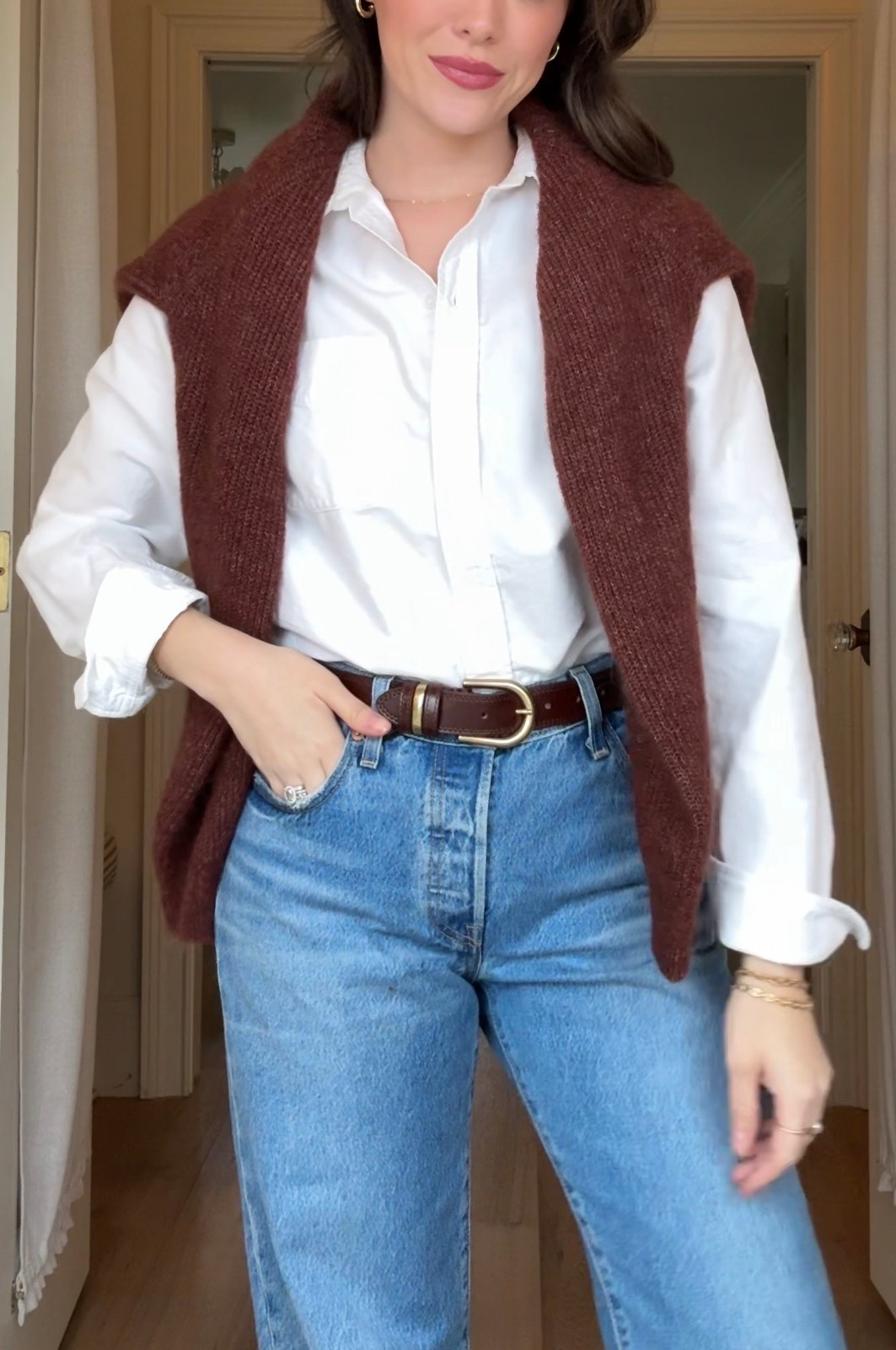The fall outfit worth repeating 🍂🍁 my most worn white button down, most worn belt, and the jeans I reach for every time.

#LTKootd #LTKmomlife #LTKgrwm