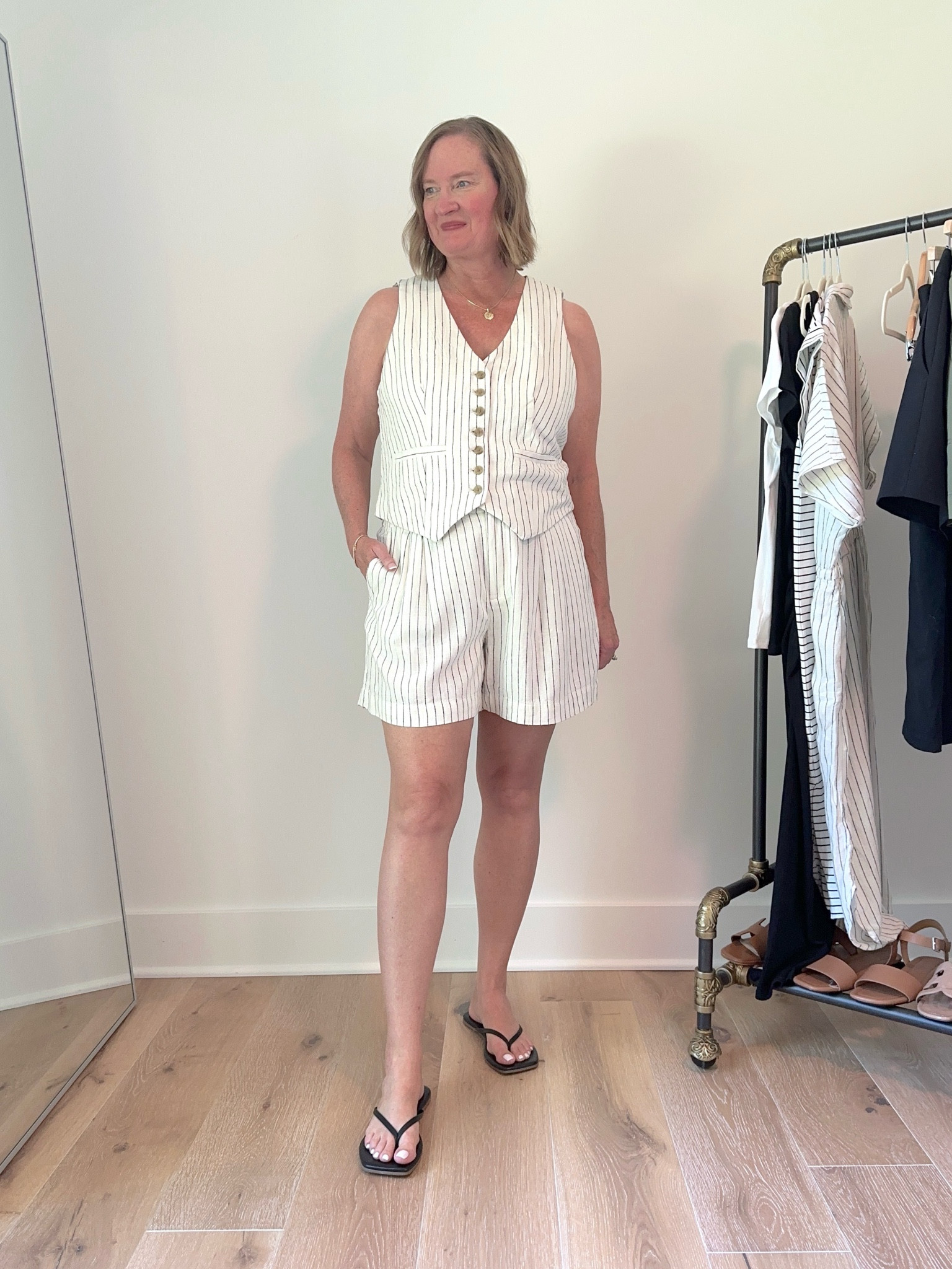 Styling Target’s Summer New Arrivals 😎 Capsule wardrobe staples at budget prices ✔️ 

Tailored linenvest
Pleated linen pants
Tkees thong sandals