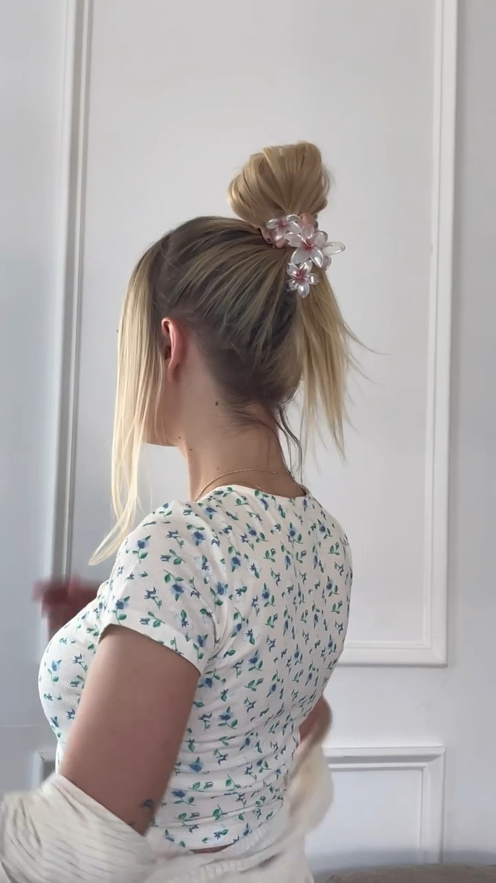 All day claw clip hack!! 
Cute clip linked! 

#LTKbeauty